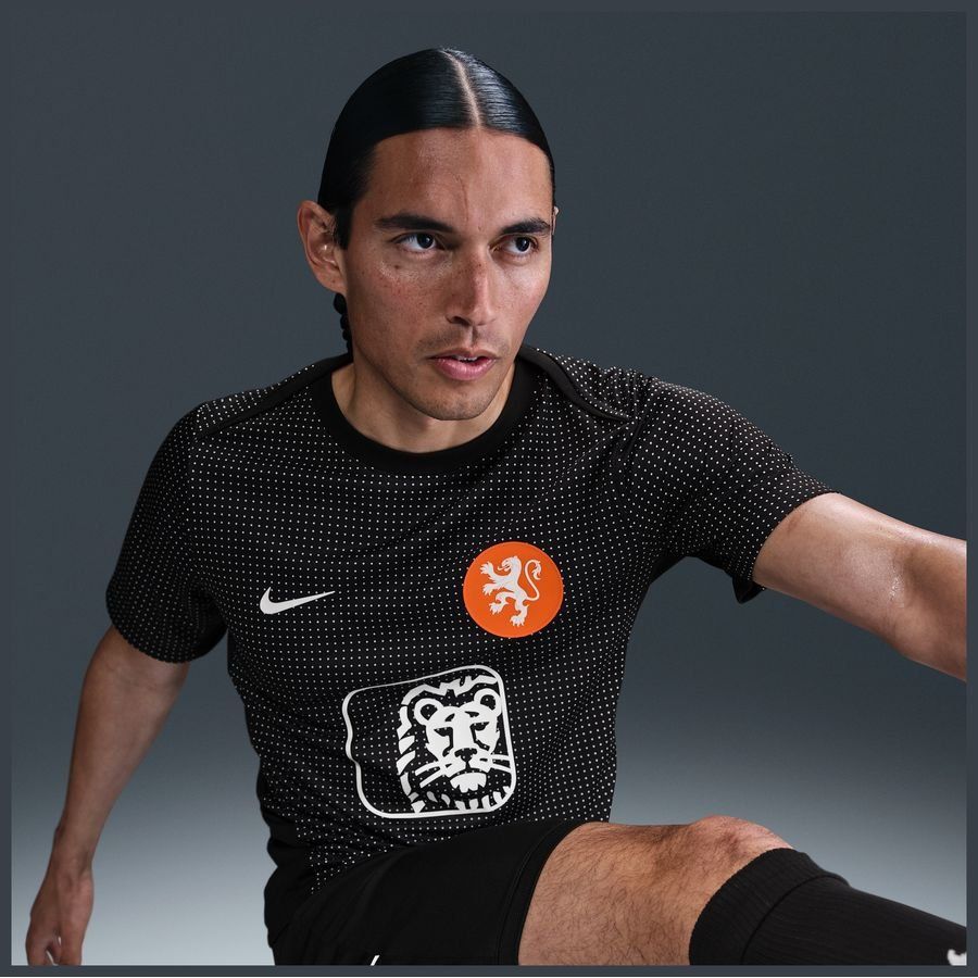 Holanda Camiseta de entrenamiento Dri-FIT Academy Pro Antes del partido Women's EURO 2025 - Negro/Blanco