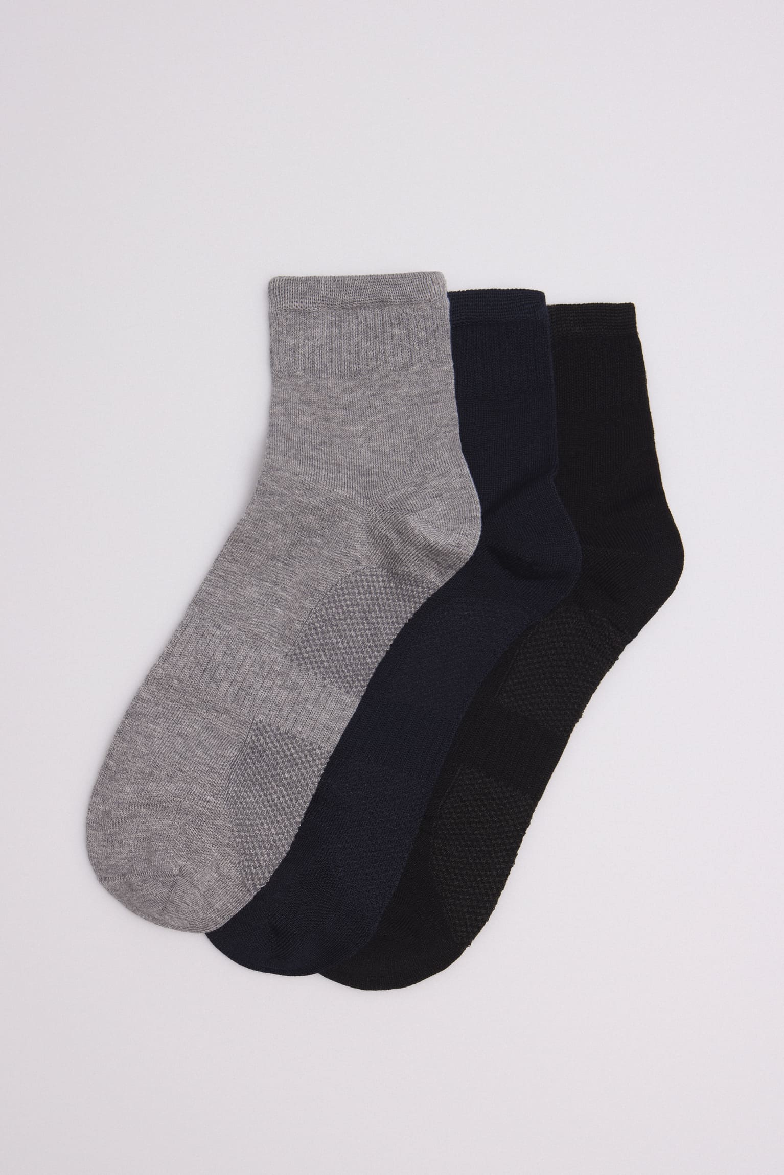 Pack 3 calcetines cortos transpirables surtido