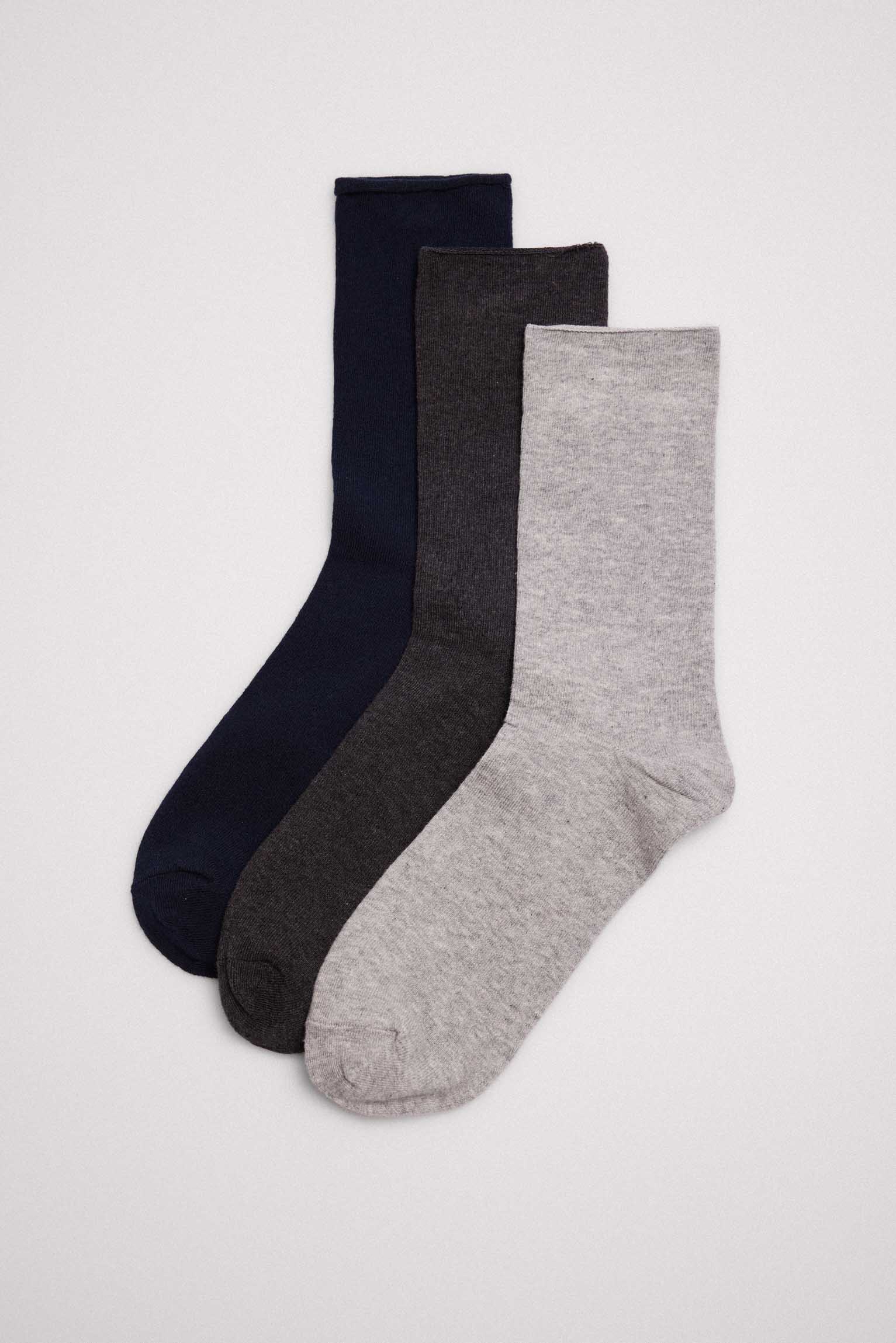 Pack 3 calcetines sin puño hombre tonos oscuros