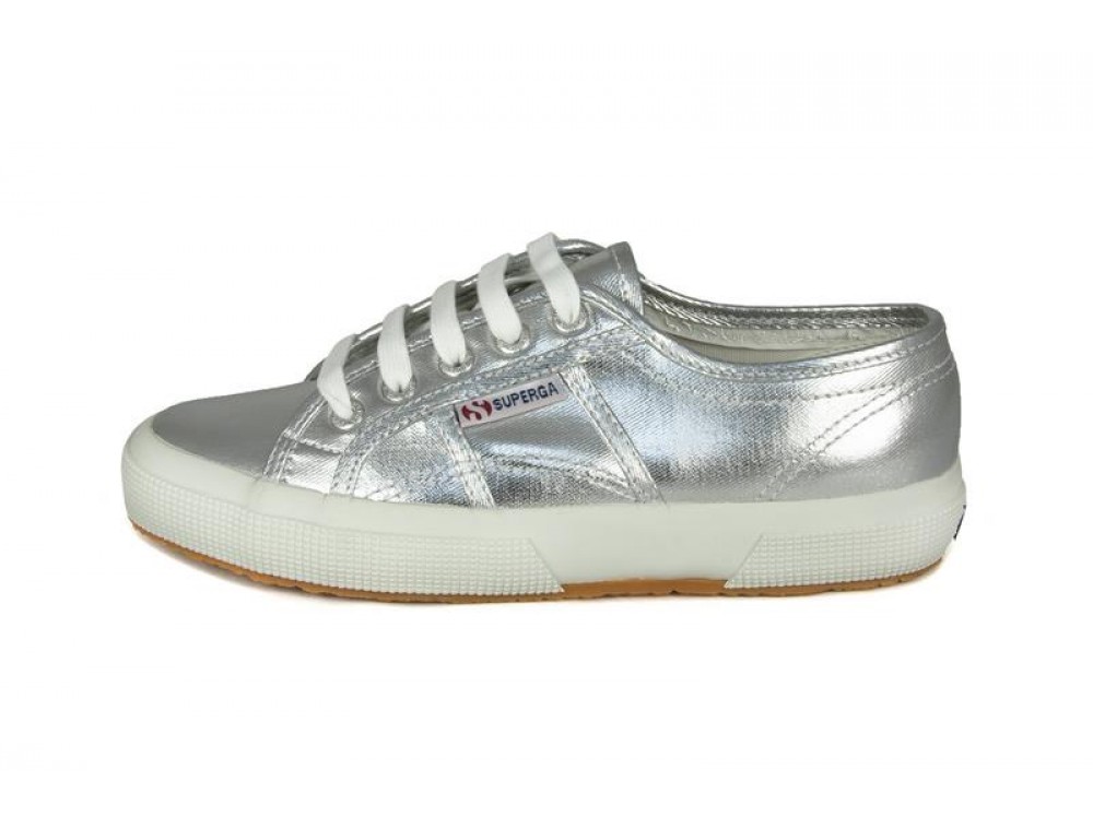 Zapatilla metalizada plateada Superga