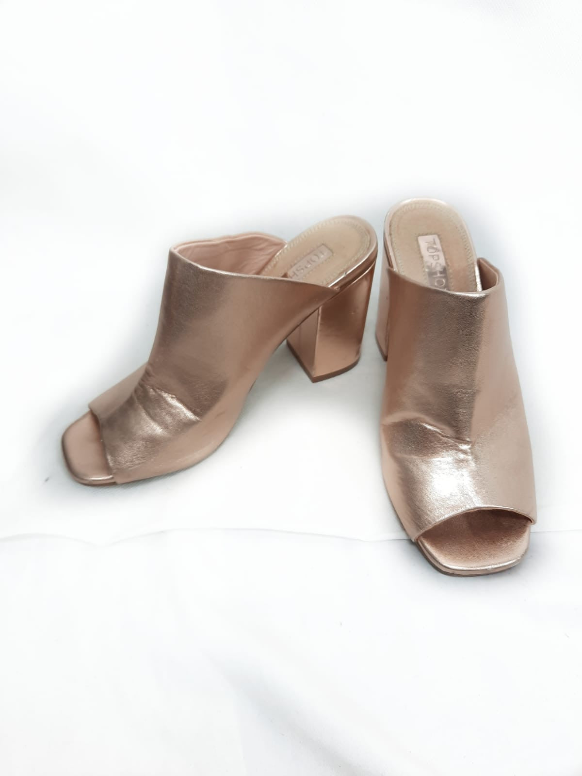 TOPSHOP. Muler rosas brillante T.38