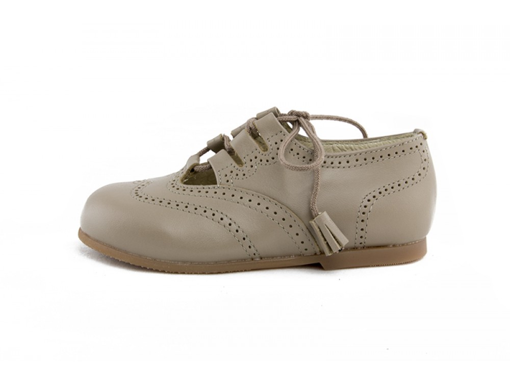 Zapato ingles cruzado piel premier taupe con cordón Jeromín