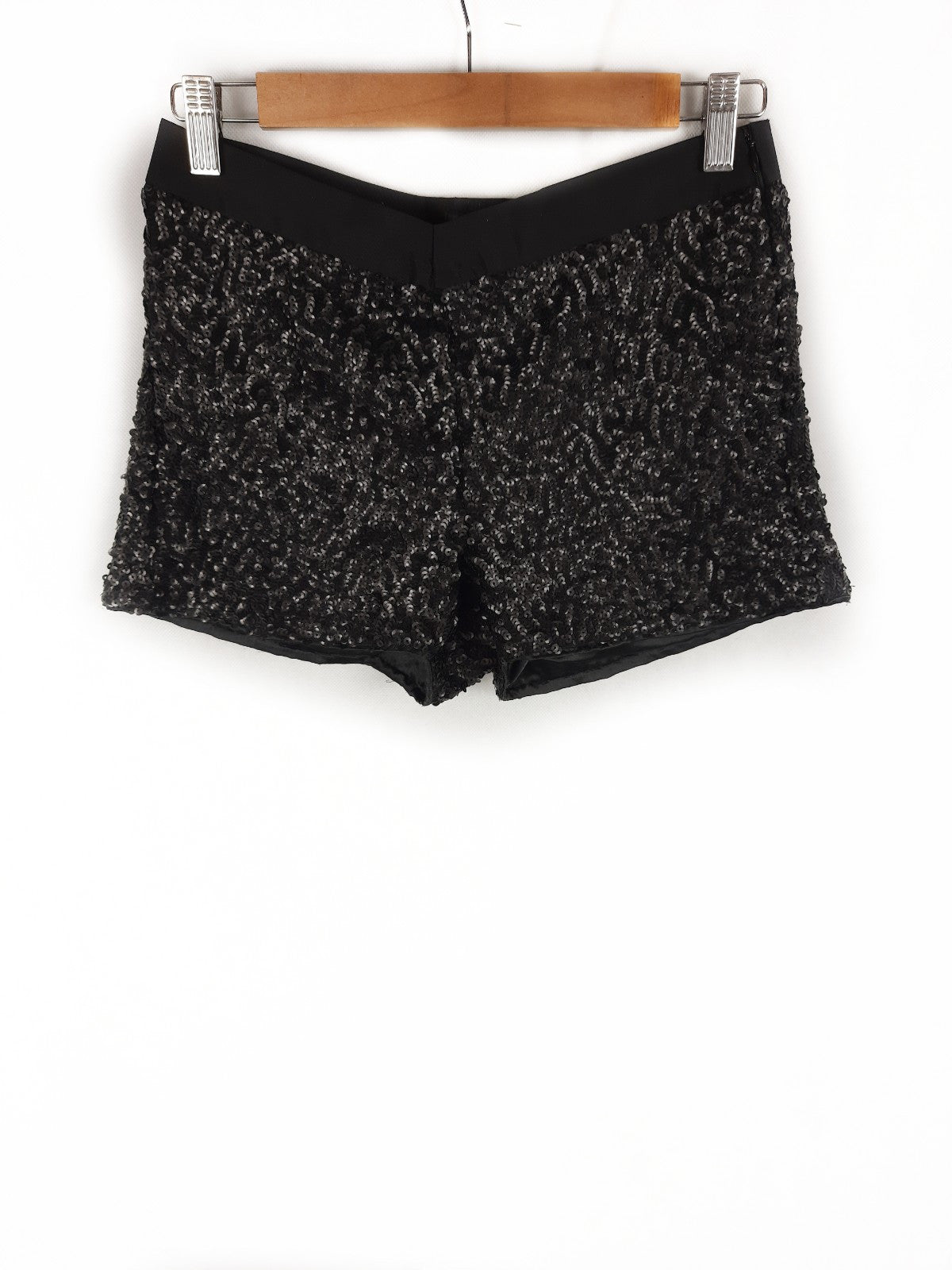 MANGO.Shorts negro lentejuelas T.36