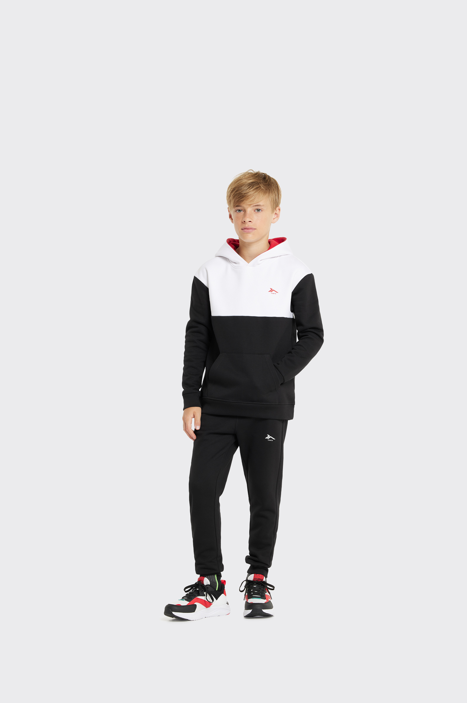 SUDADERA CON CAPUCHA Tenth ESSENTIALS NIÑO