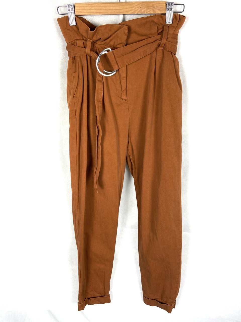 BERSHKA.Pantalones paperback T.34