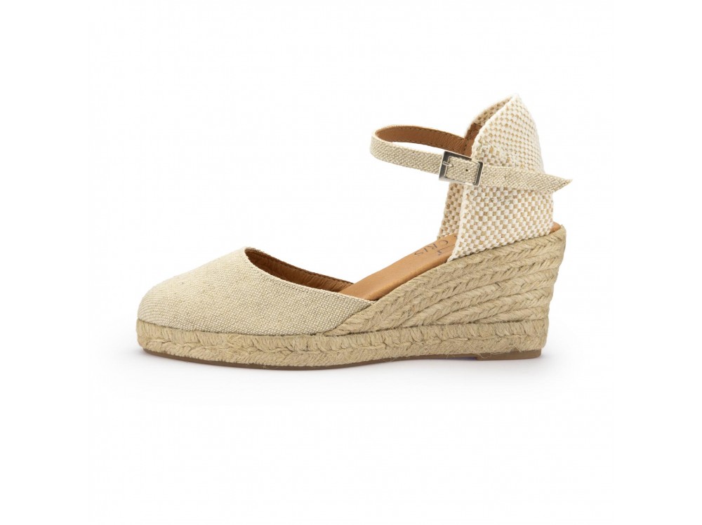 Sandalia cerrada lino beige con cuña de esparto 52SIMPLE de Pepa & Cris