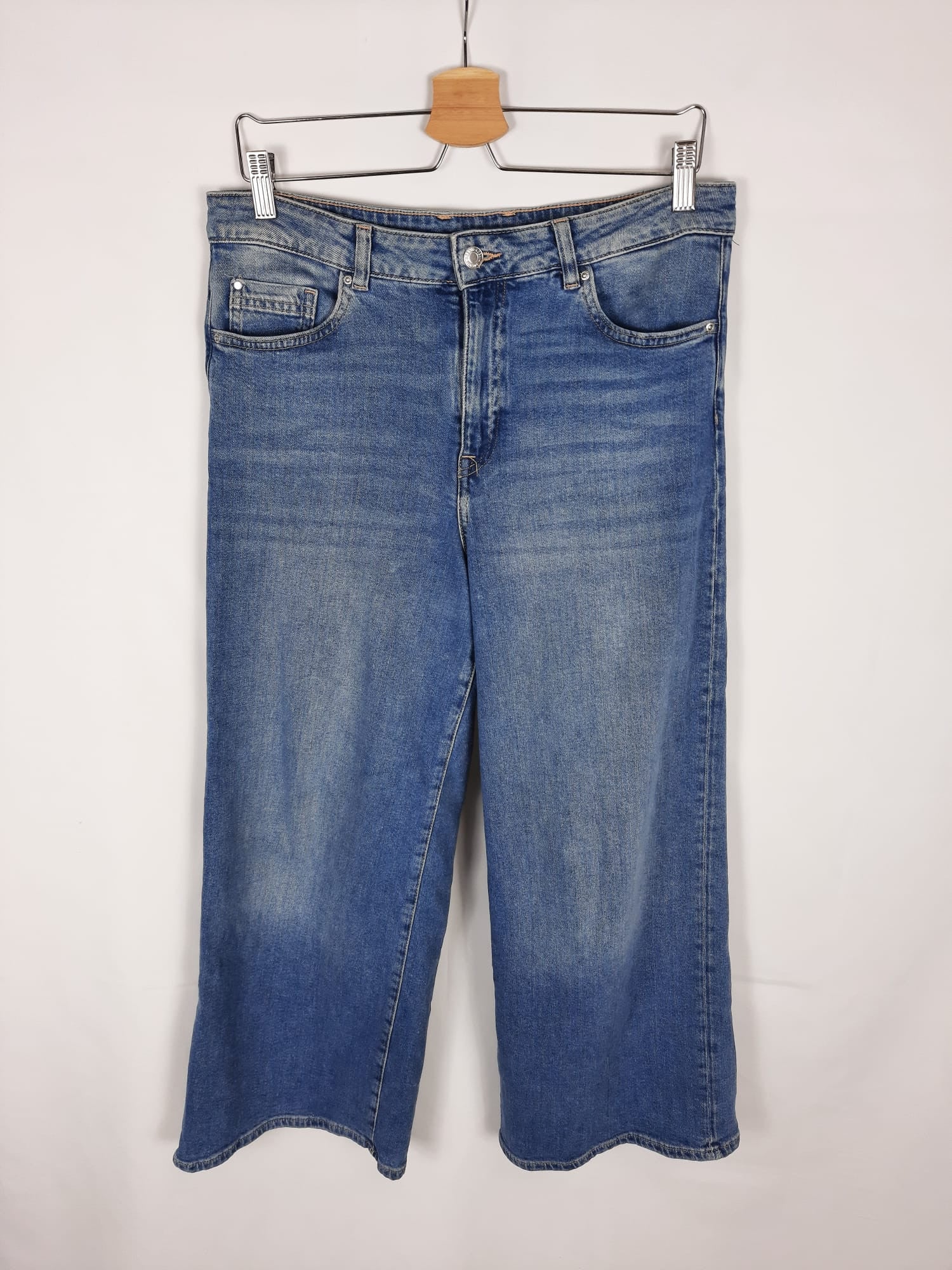 H&M. vaquero culotte T.42