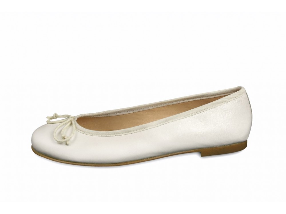 Bailarina piel beige con lazo Jeromín