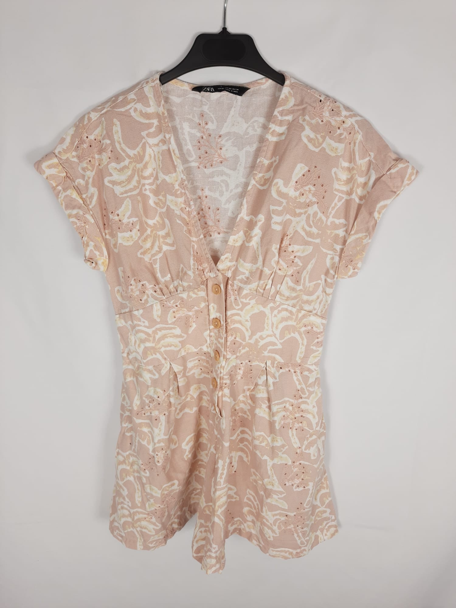 ZARA.Mono corto troquelado T.xs