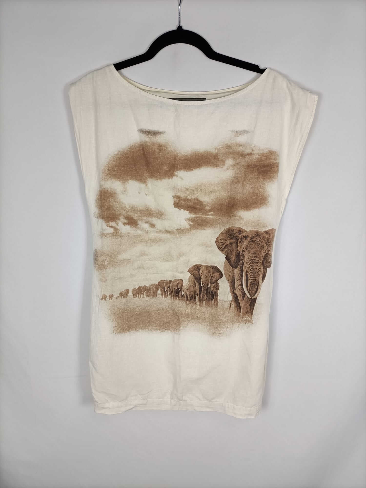ZARA. Vestido corto elefantes T.s