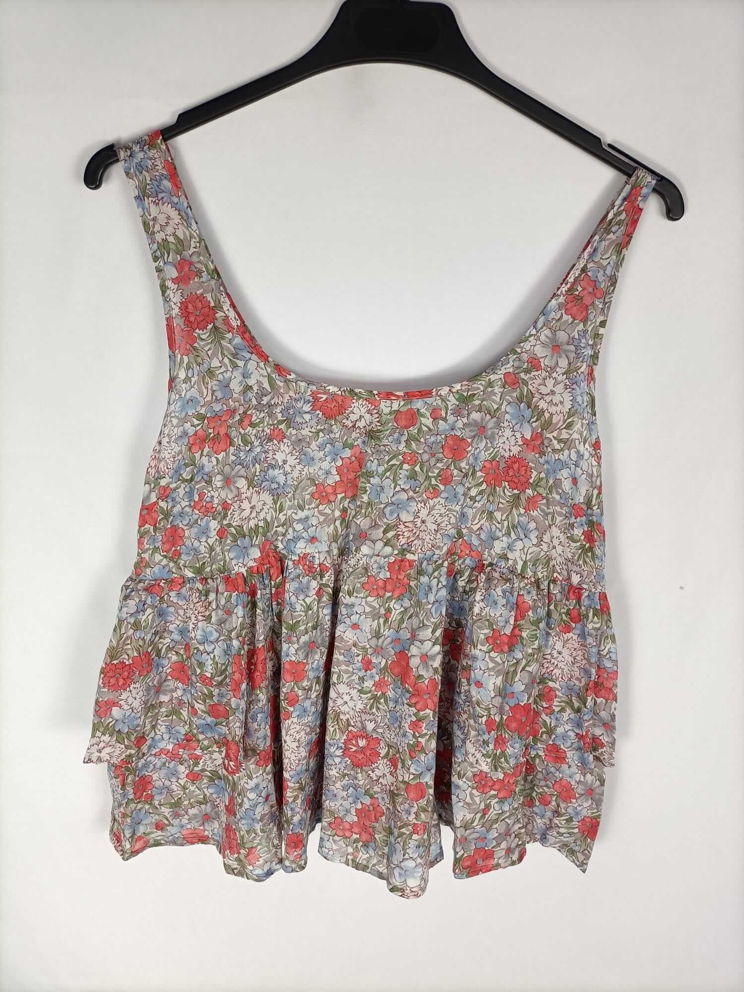 TOPSHOP.Top fluido flores volantes T.36