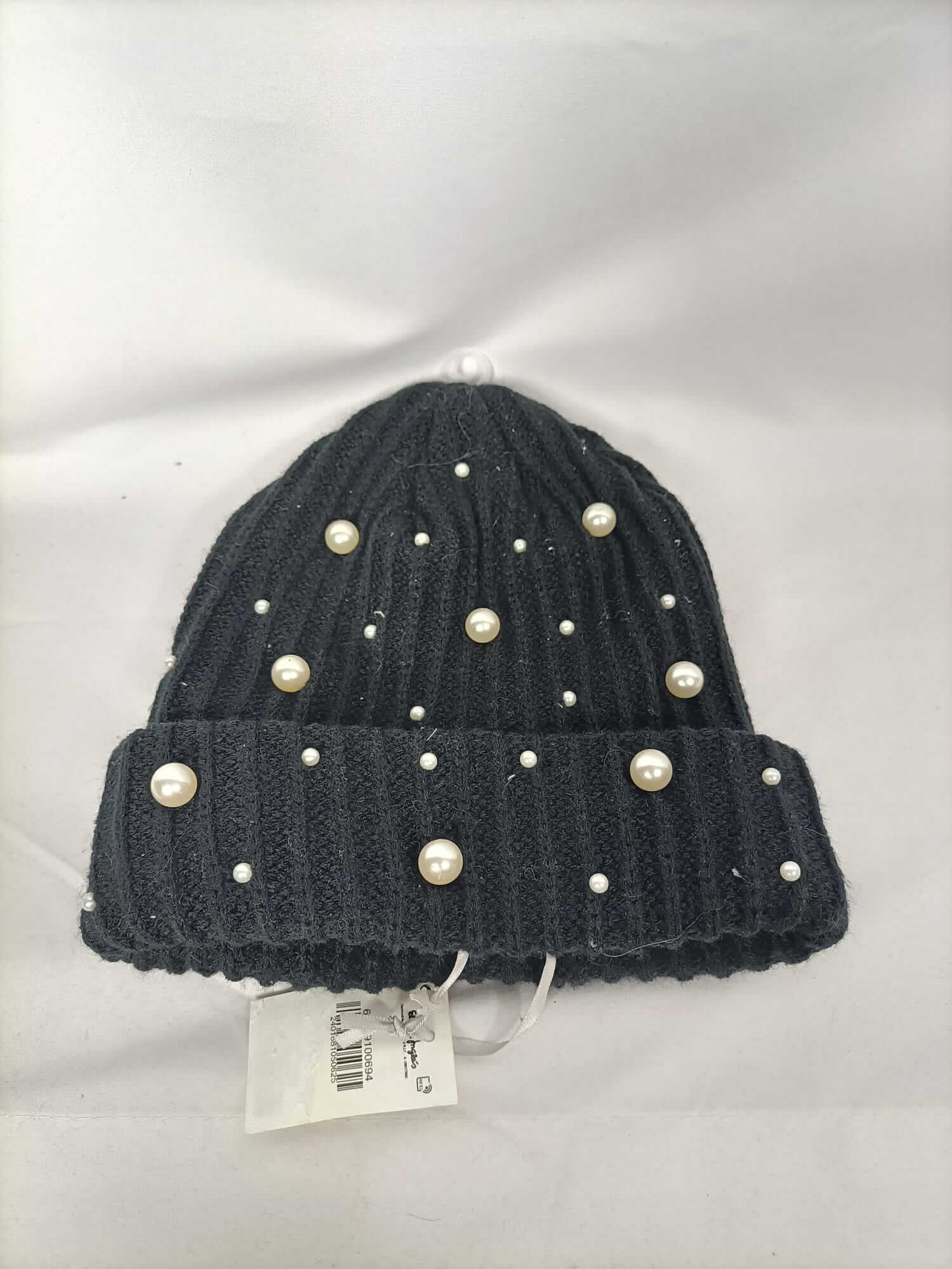 EL CORTE INGLÉS. Gorro perlas