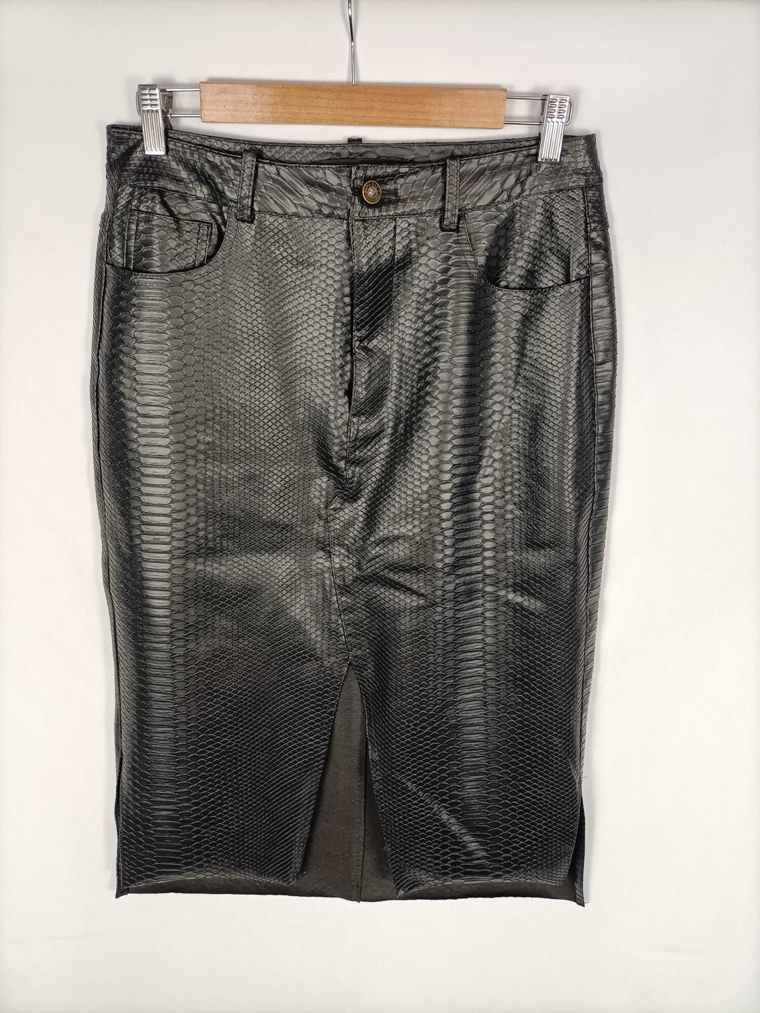 ZARA. Falda midi serpiente T.m