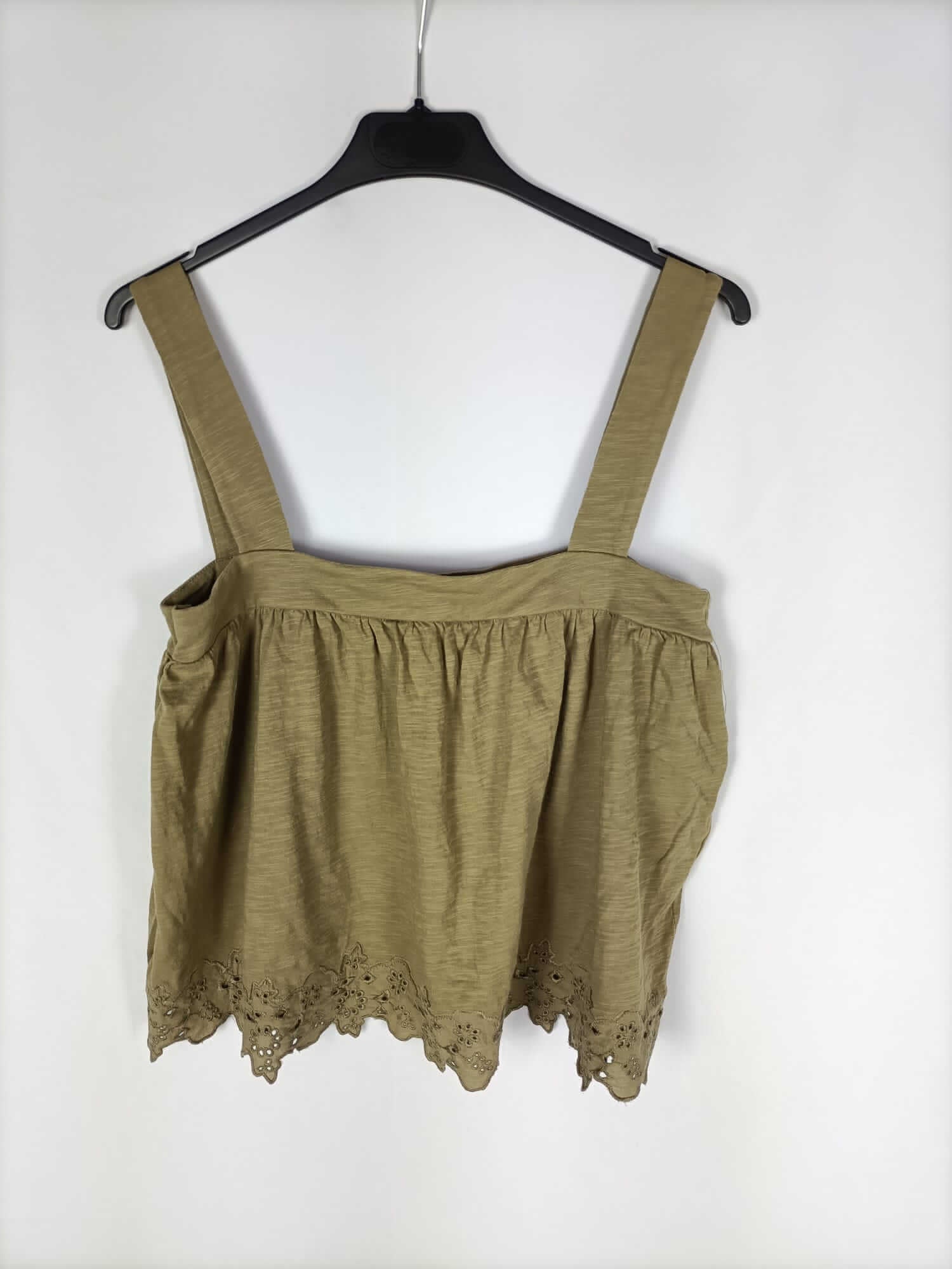 H&M.Top verde caqui tirantes T.m