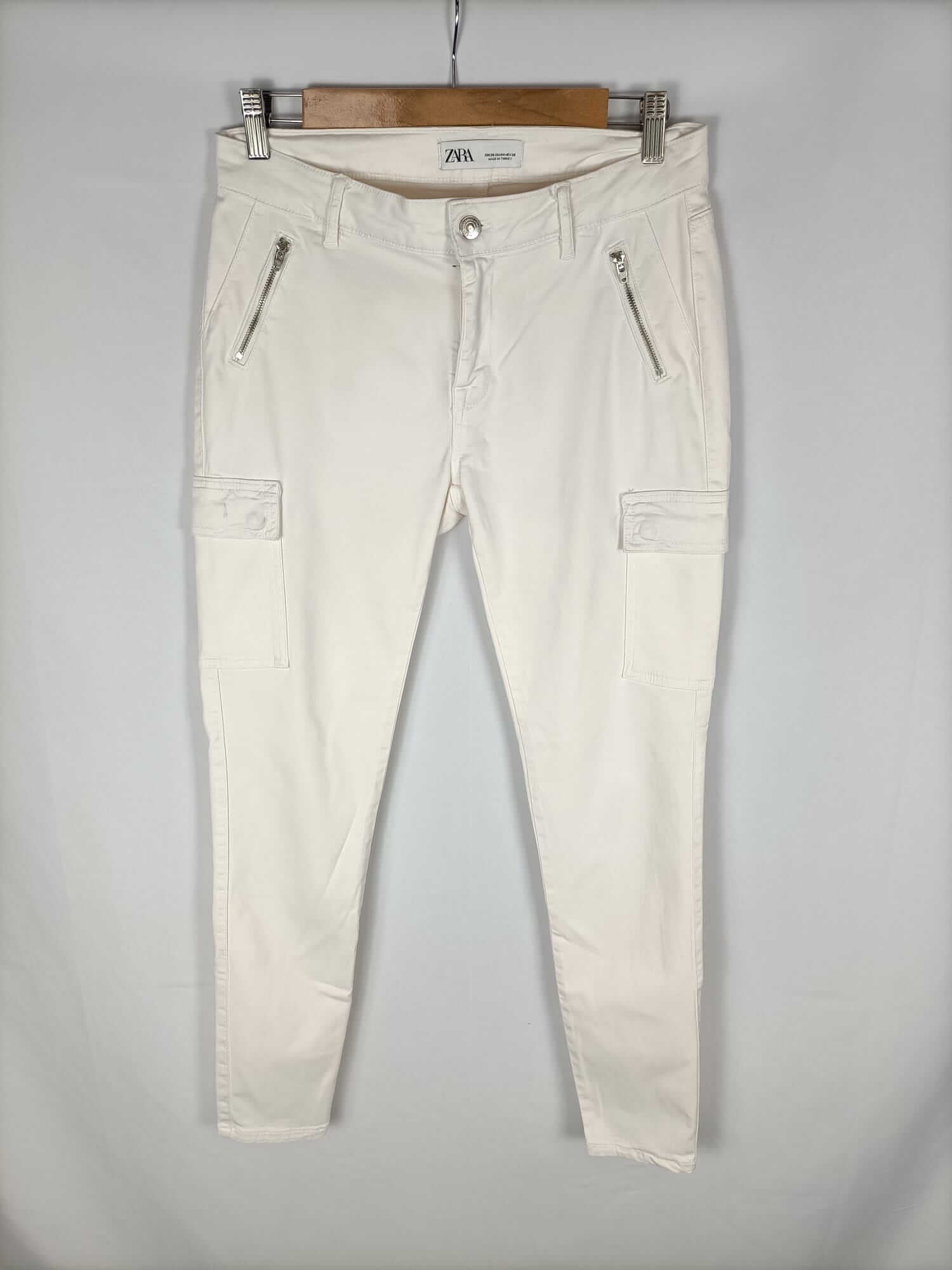 ZARA.Pantalones beiges fluidos T.36