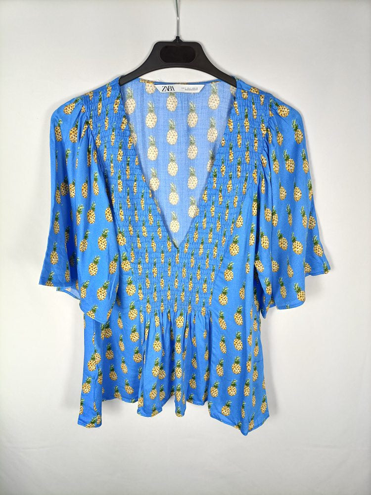 ZARA. Blusa piñas T.s