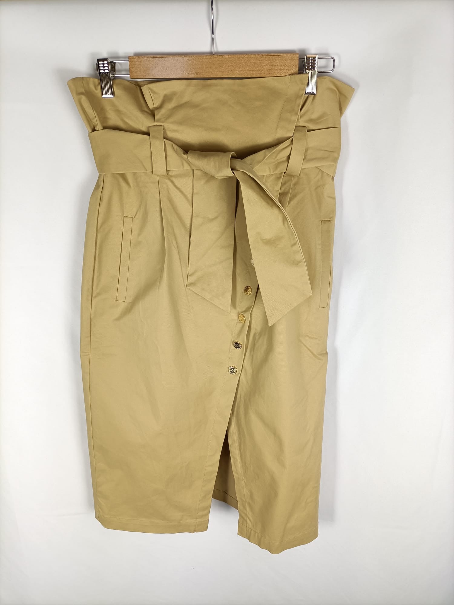 LOLA CASADEMUN. Falda midi beige T.36