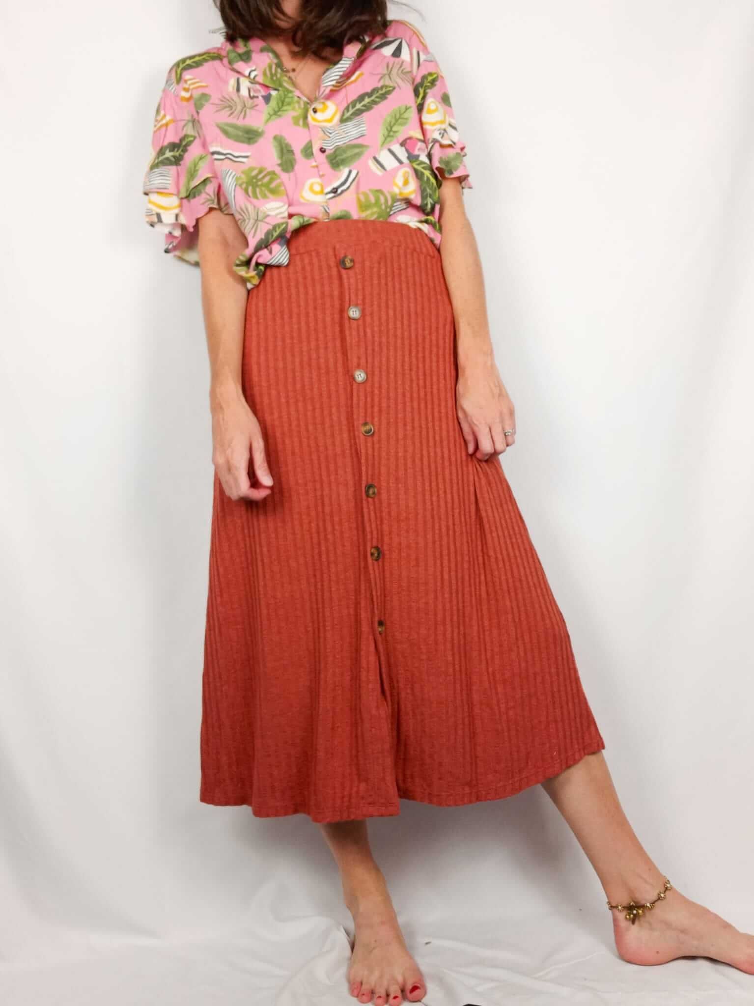 OTRAS.Falda midi teja canalé T.s/m