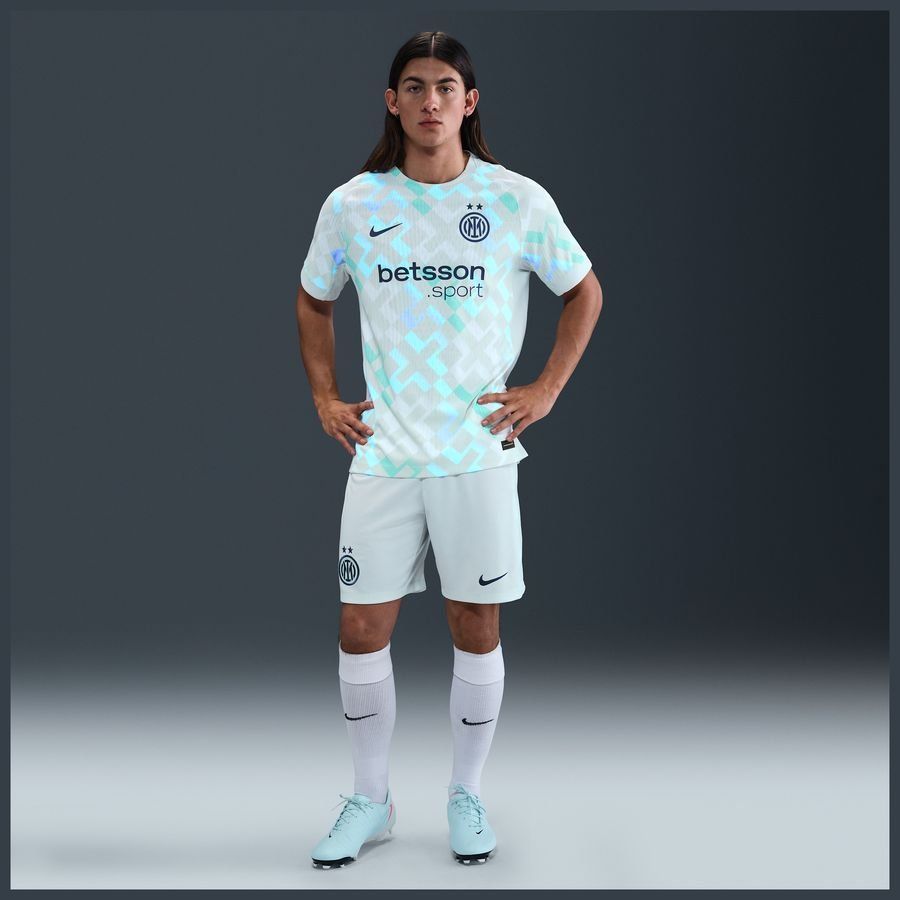 Inter Pantalones cortos de viaje 2025/26