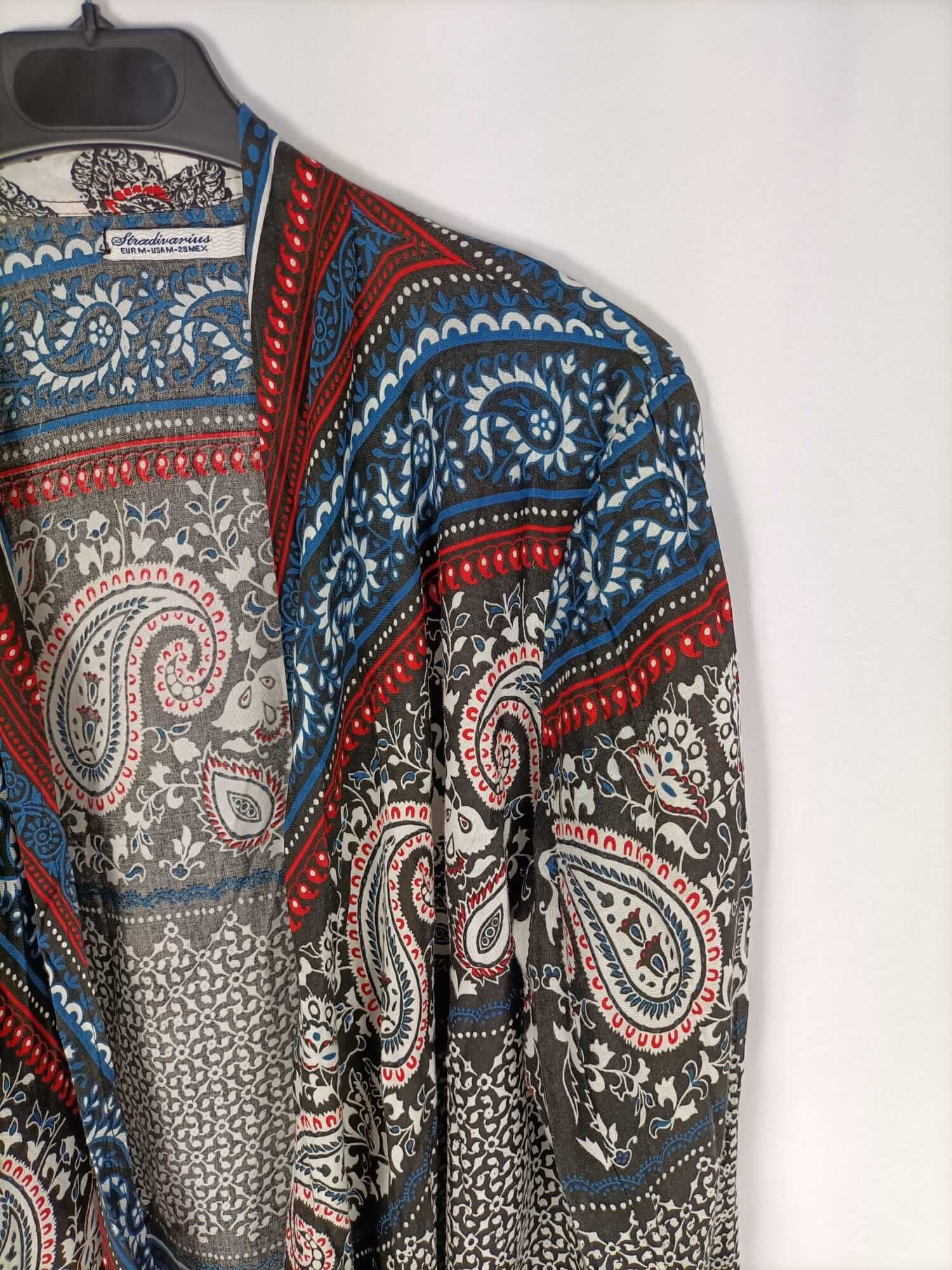 STRADIVARIUS.Kimono multiestampado T.m