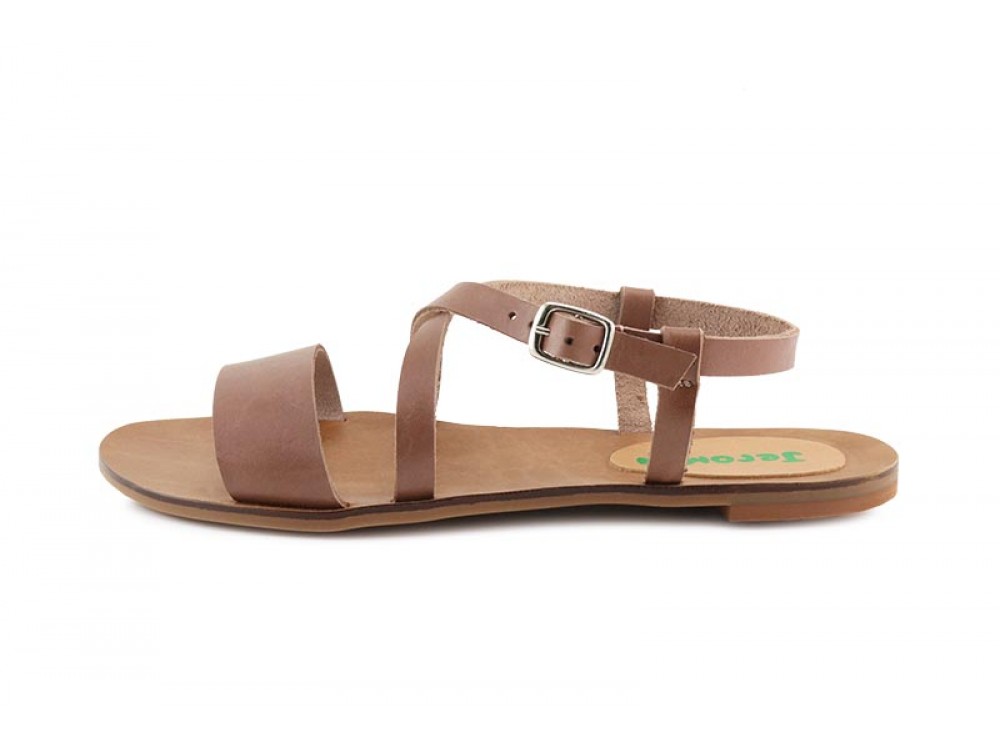 Sandalia de piel topo con hebilla Eli