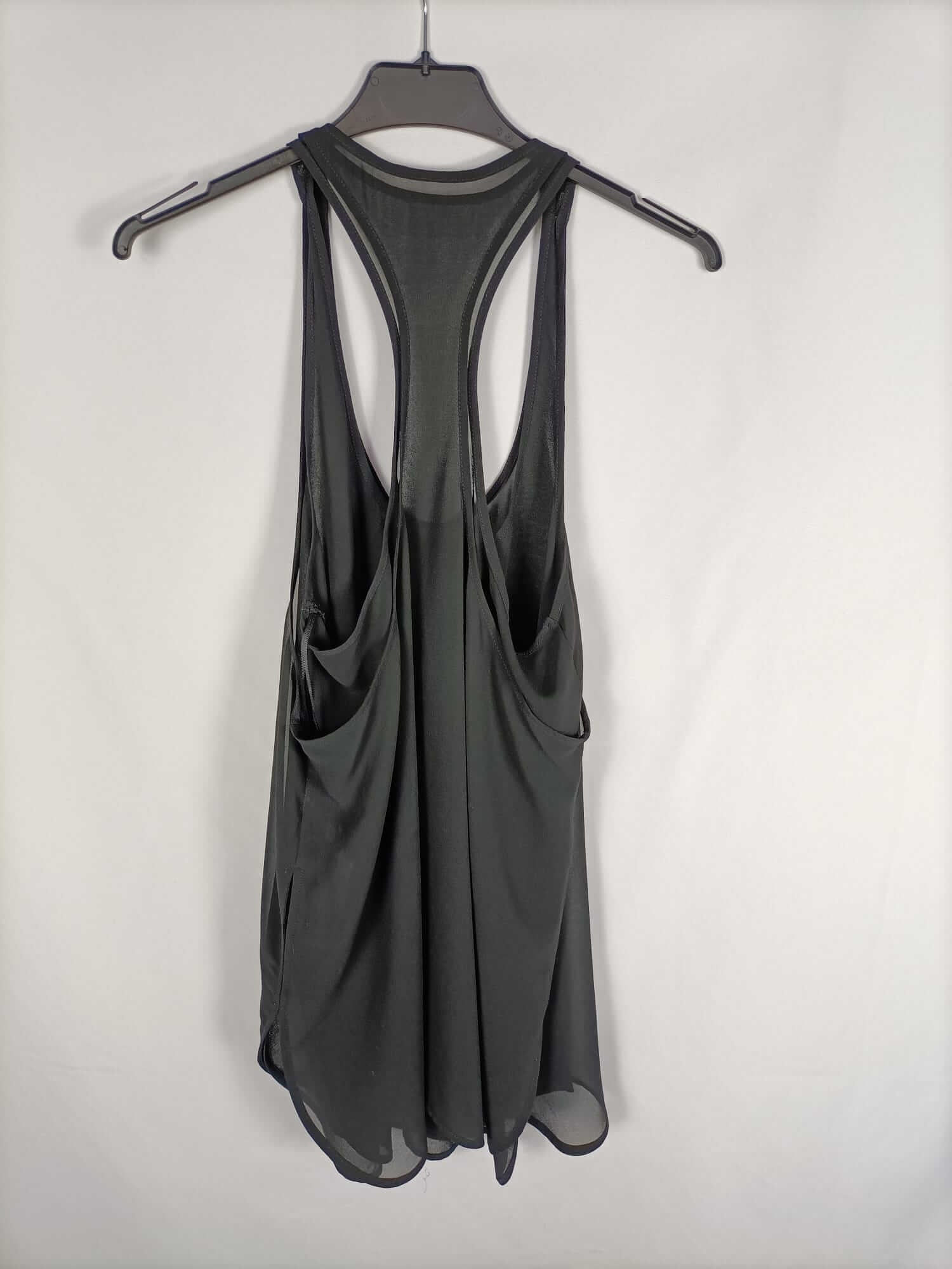 ZARA.Top doble capa negro T.m