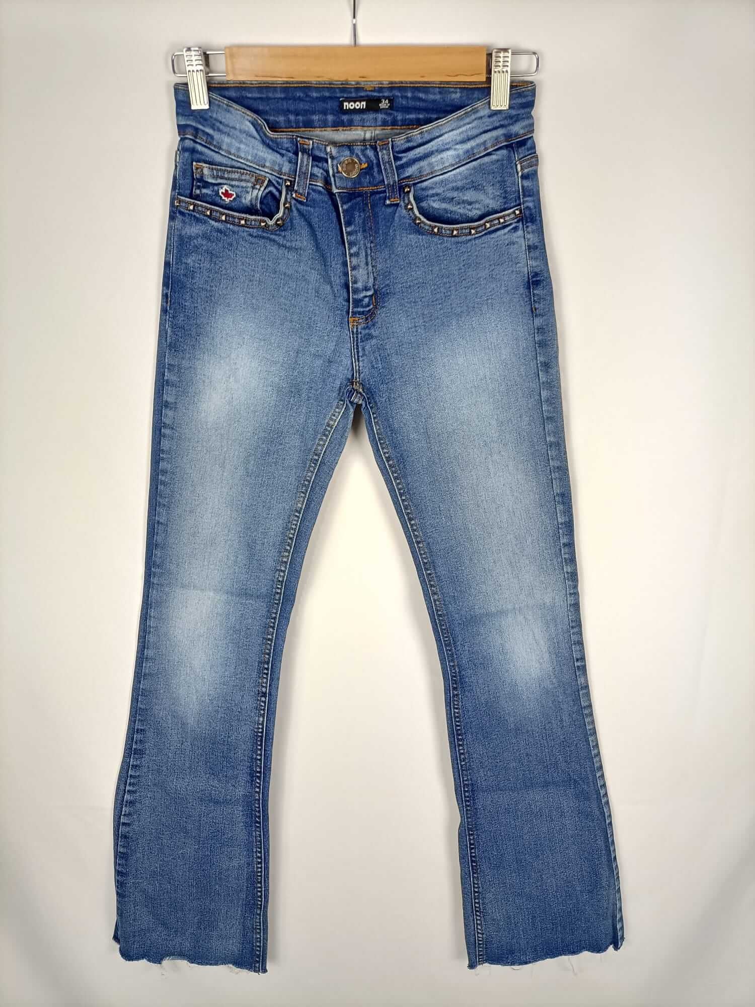 NOON.Pantalones denim campana T.34