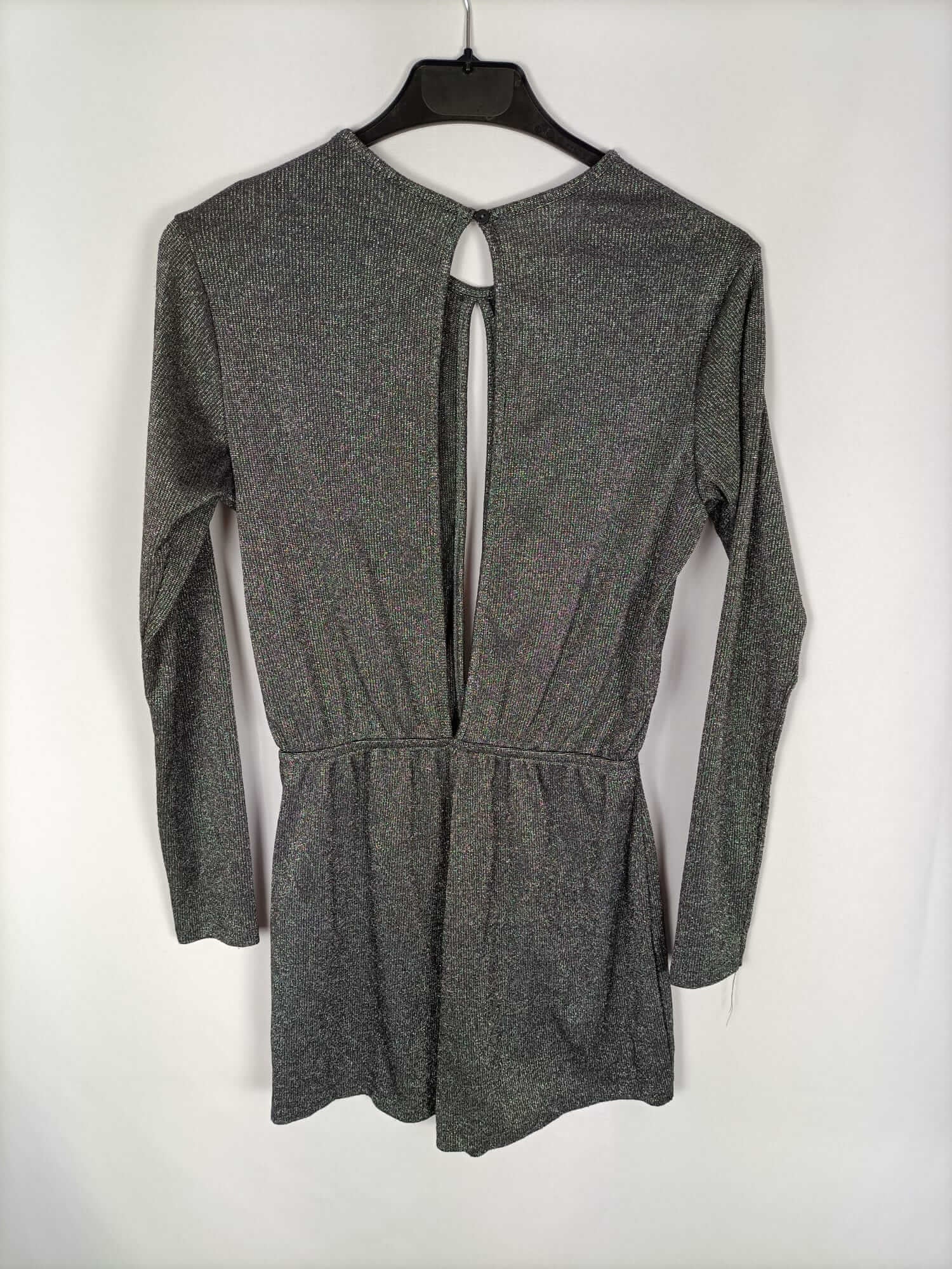 MarketPULL&BEAR.Mono corto plateado T.s