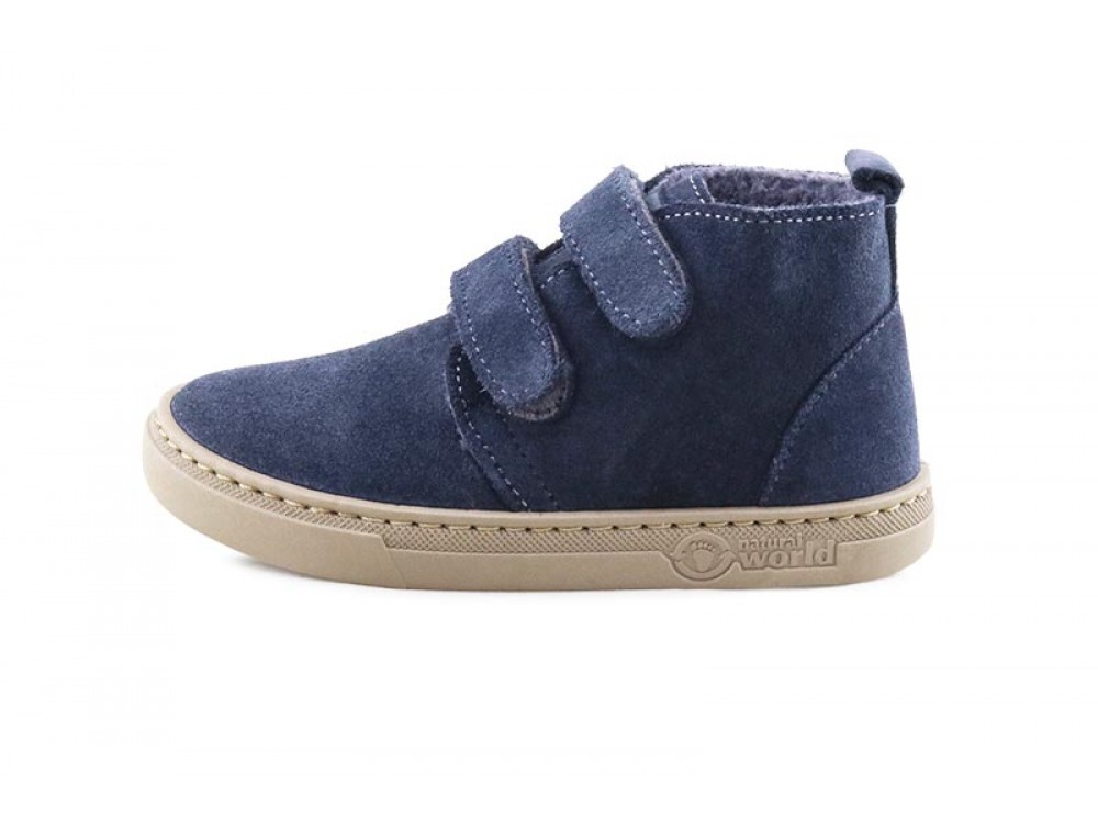 Bota ante azul forrada y con dos velcros Natural World