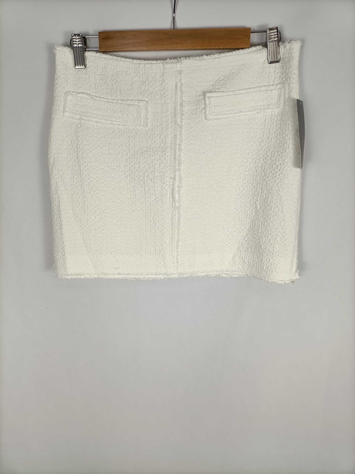 ZARA. Falda blanca tweed T.s