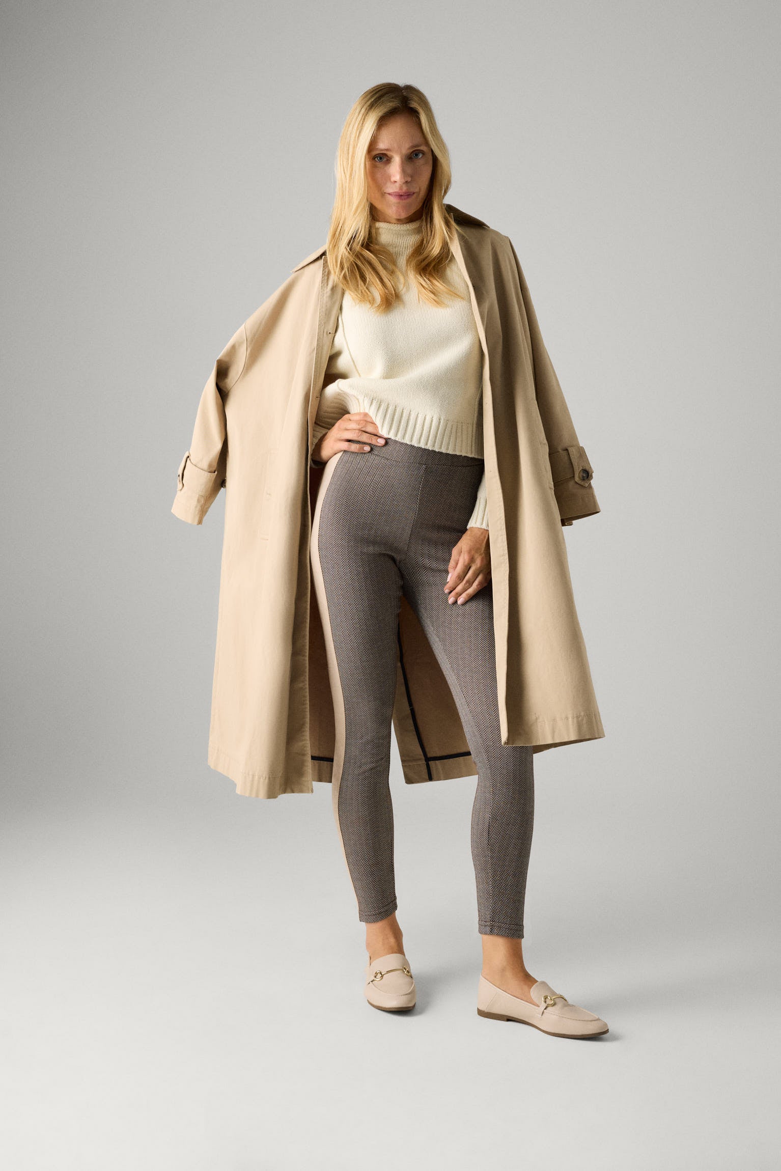 Pantalones tejido jacquard estampado banda lateral multicolor