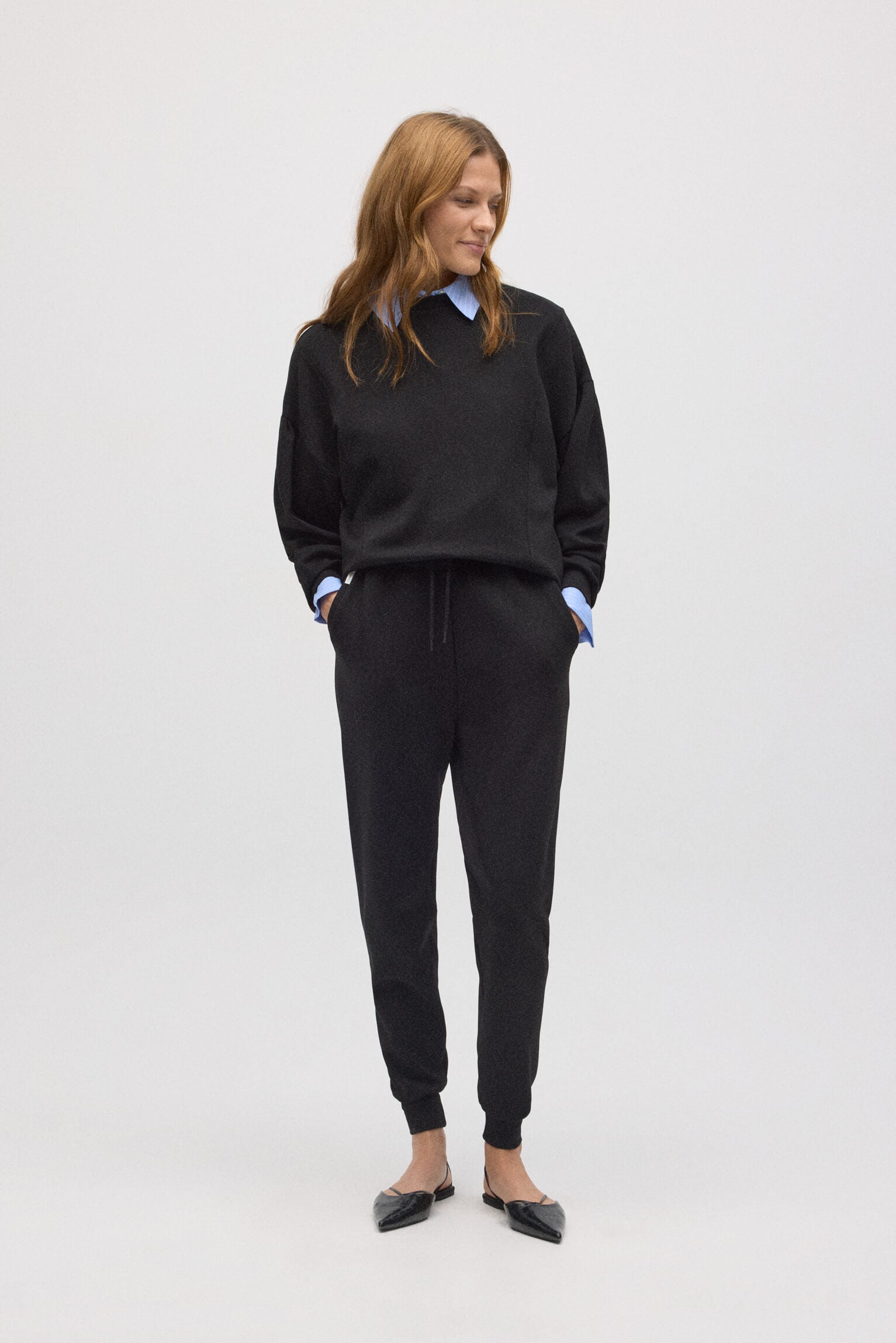 Pantalón jogger fluido negro