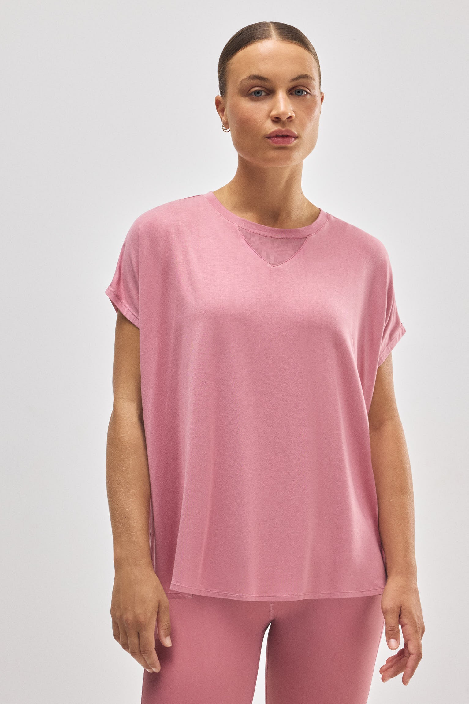 Camiseta deportiva manga corta rosa