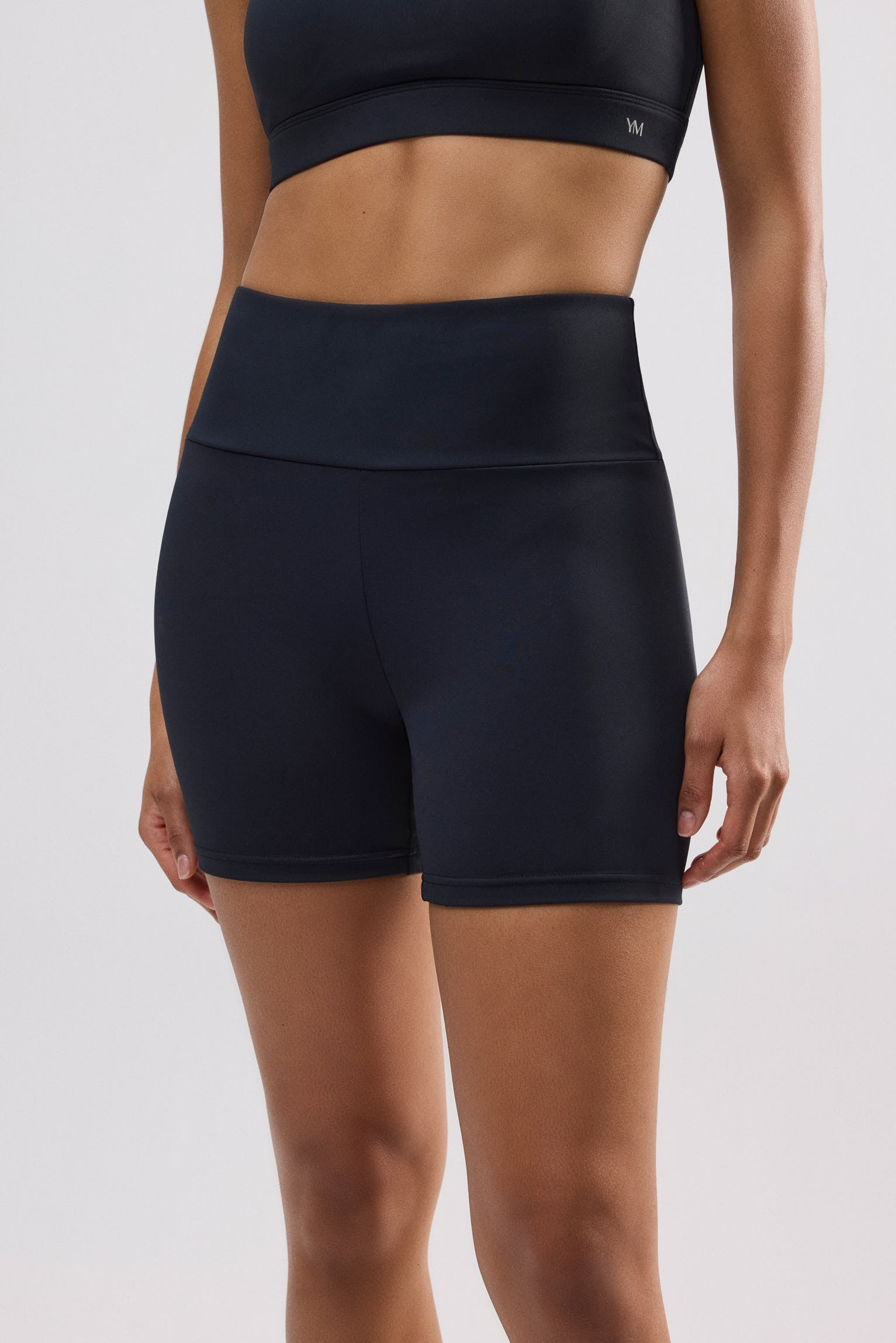 Leggings deportivos cortos negro