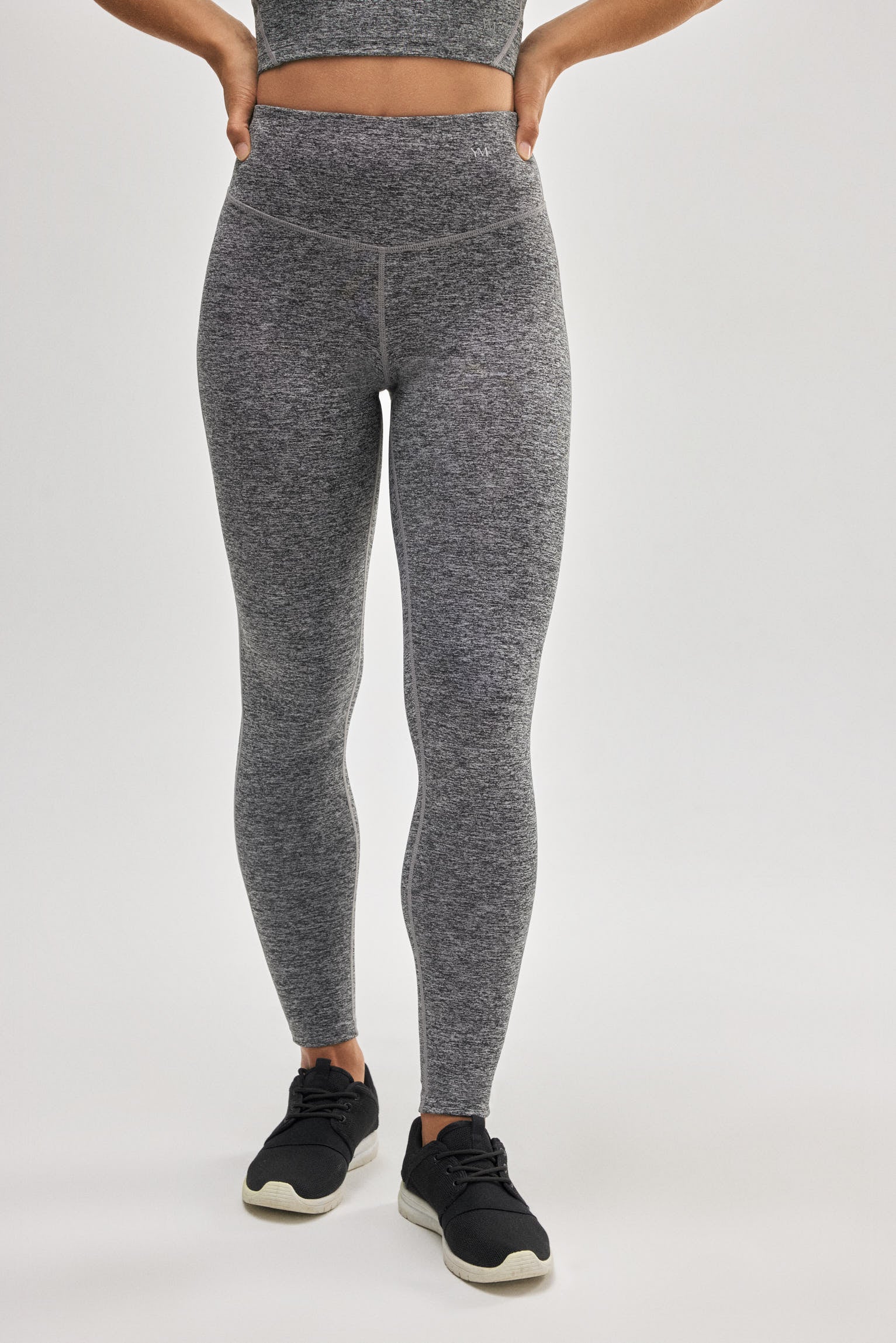 Leggings deportivos de tiro alto gris