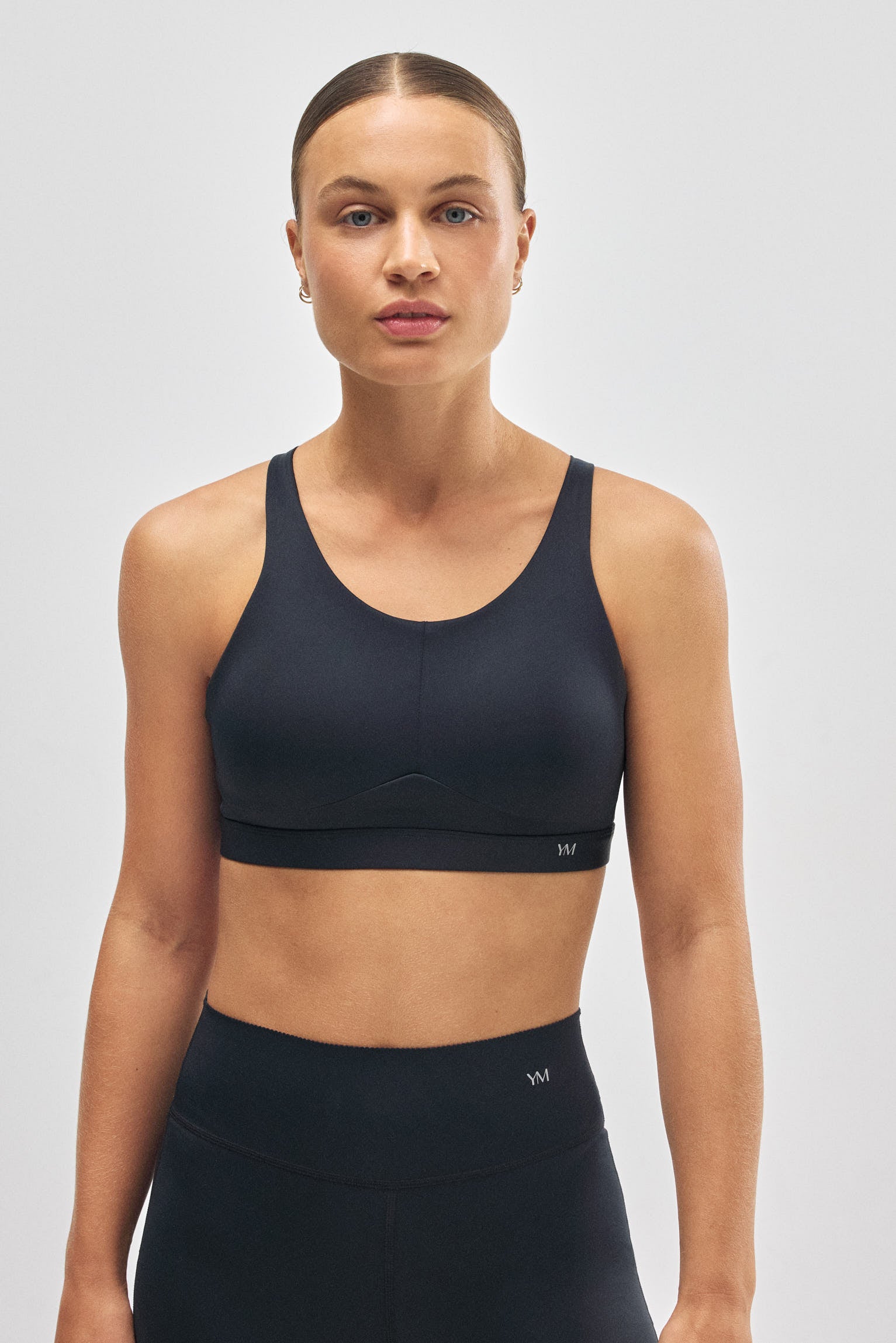 Sujetador deportivo Compressive alto impacto tirantes regulables negro