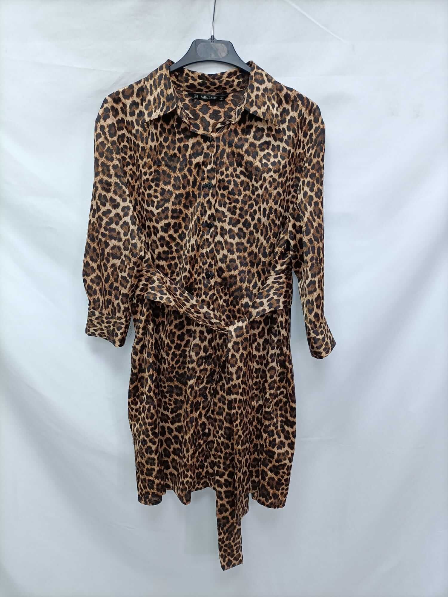 ZARA.Vestido animal print corto lazada T.m