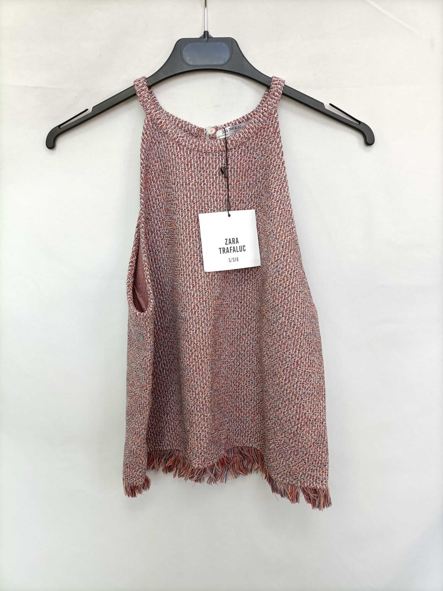 ZARA. Top multicolor cuello halter T.s