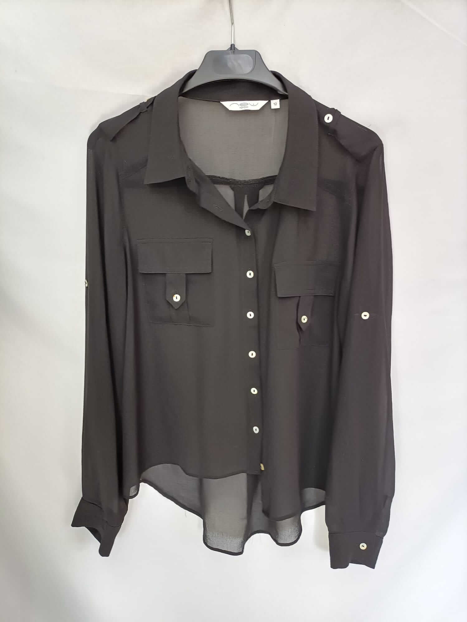NEW LOOK.Blusa negra semitransparente T.12 (s/m)