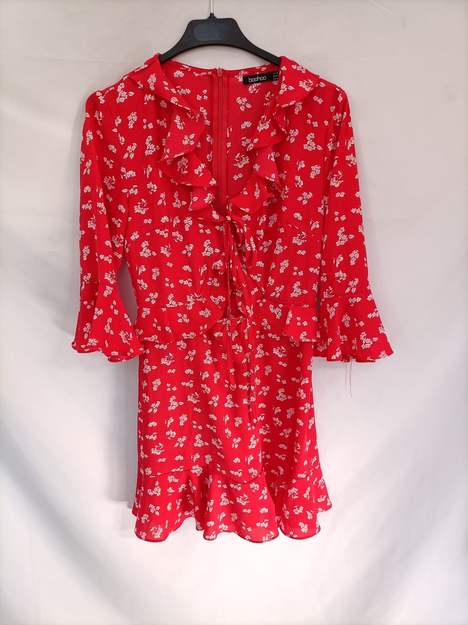 BOOHOO.Vestido corto rojo flores T.36