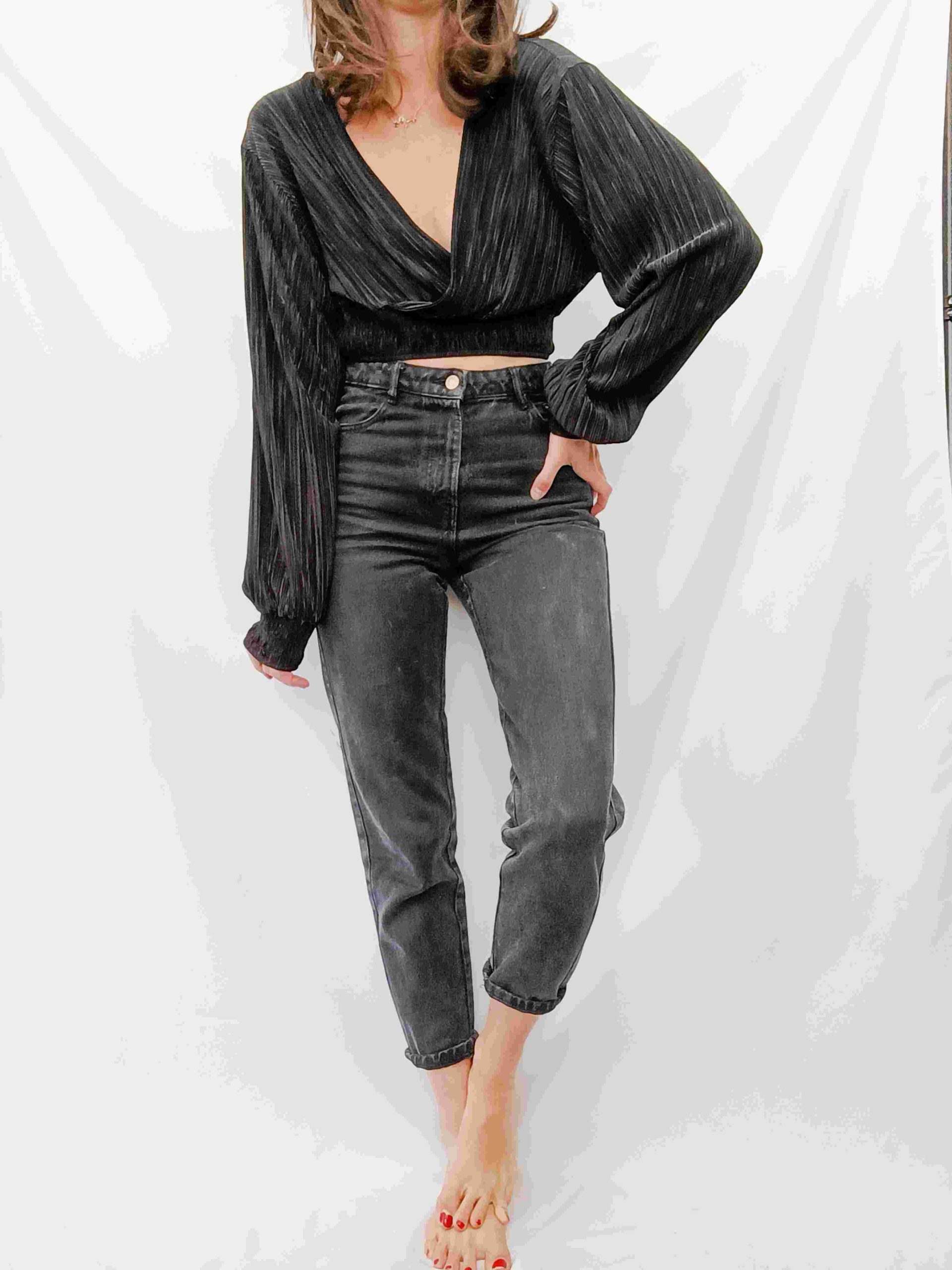 PINS&NEEDLES.Top negro plisado T.m