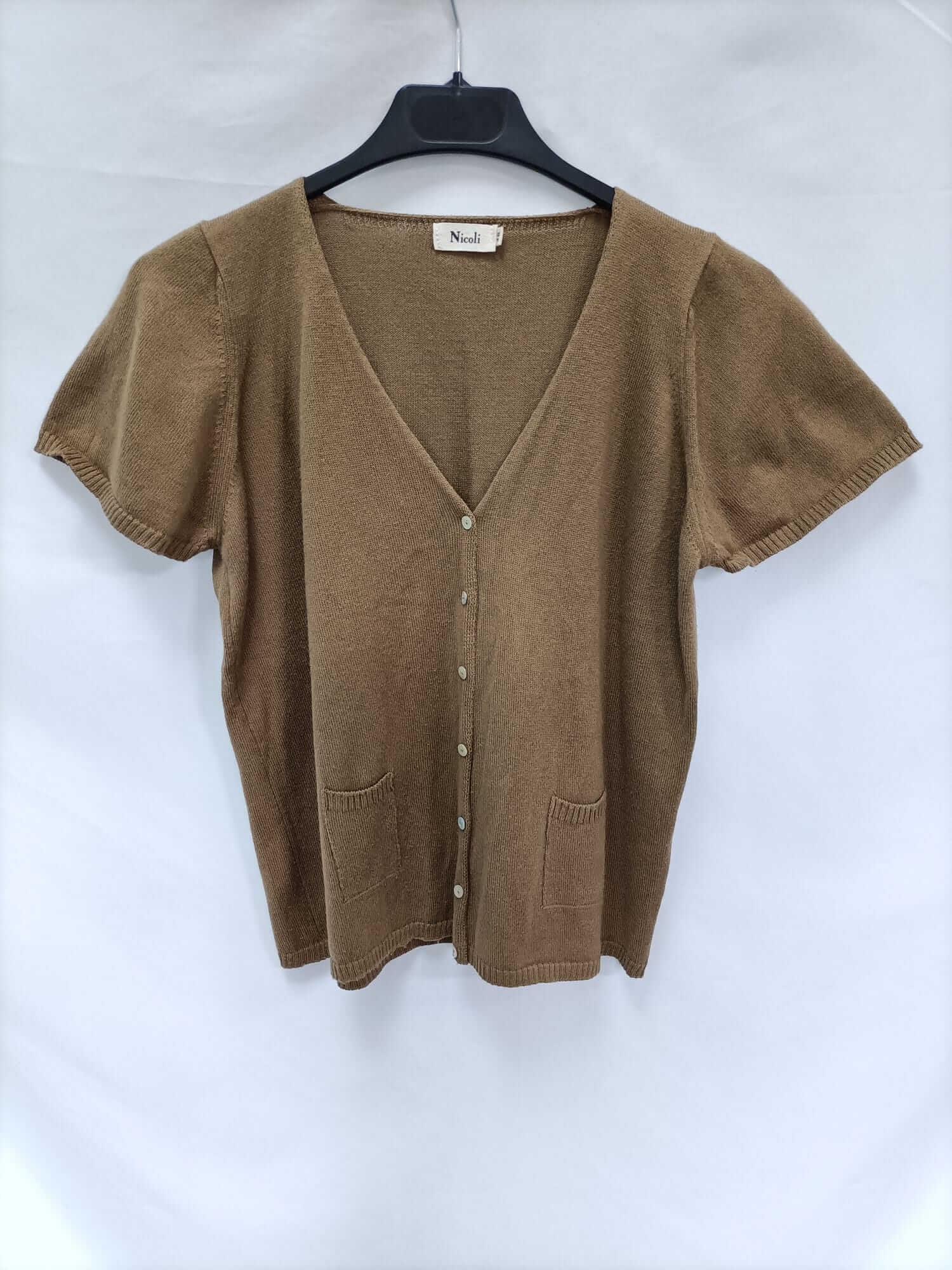 NICOLI. Top marró verdoso punto T.18 (xs)