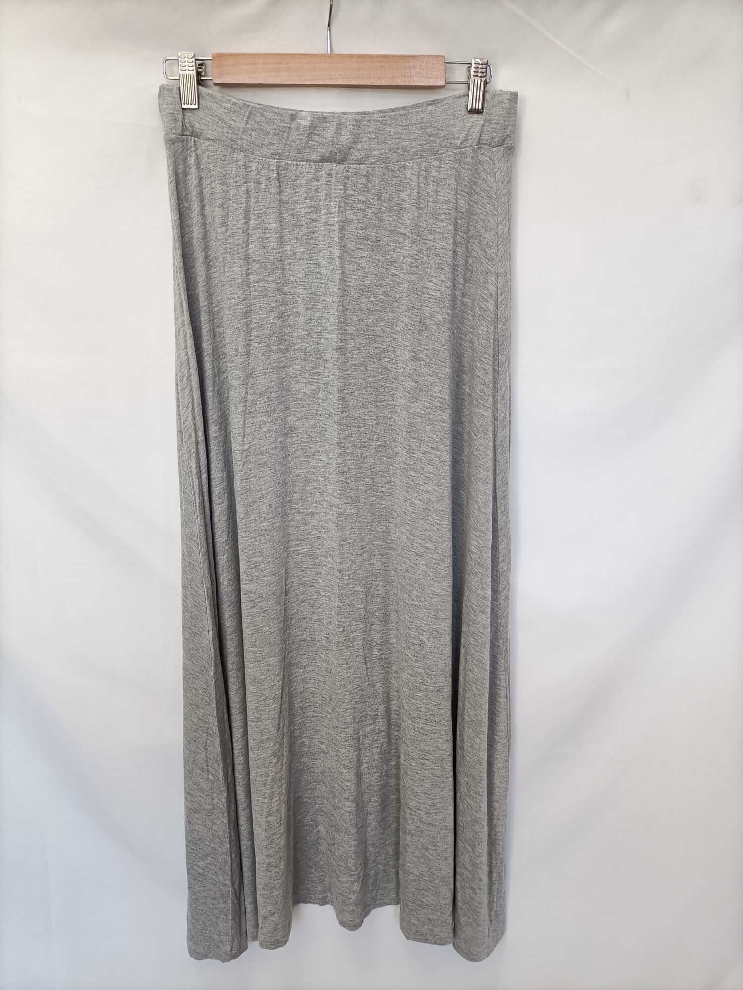 VILA. Falda larga gris jaspeada T.m