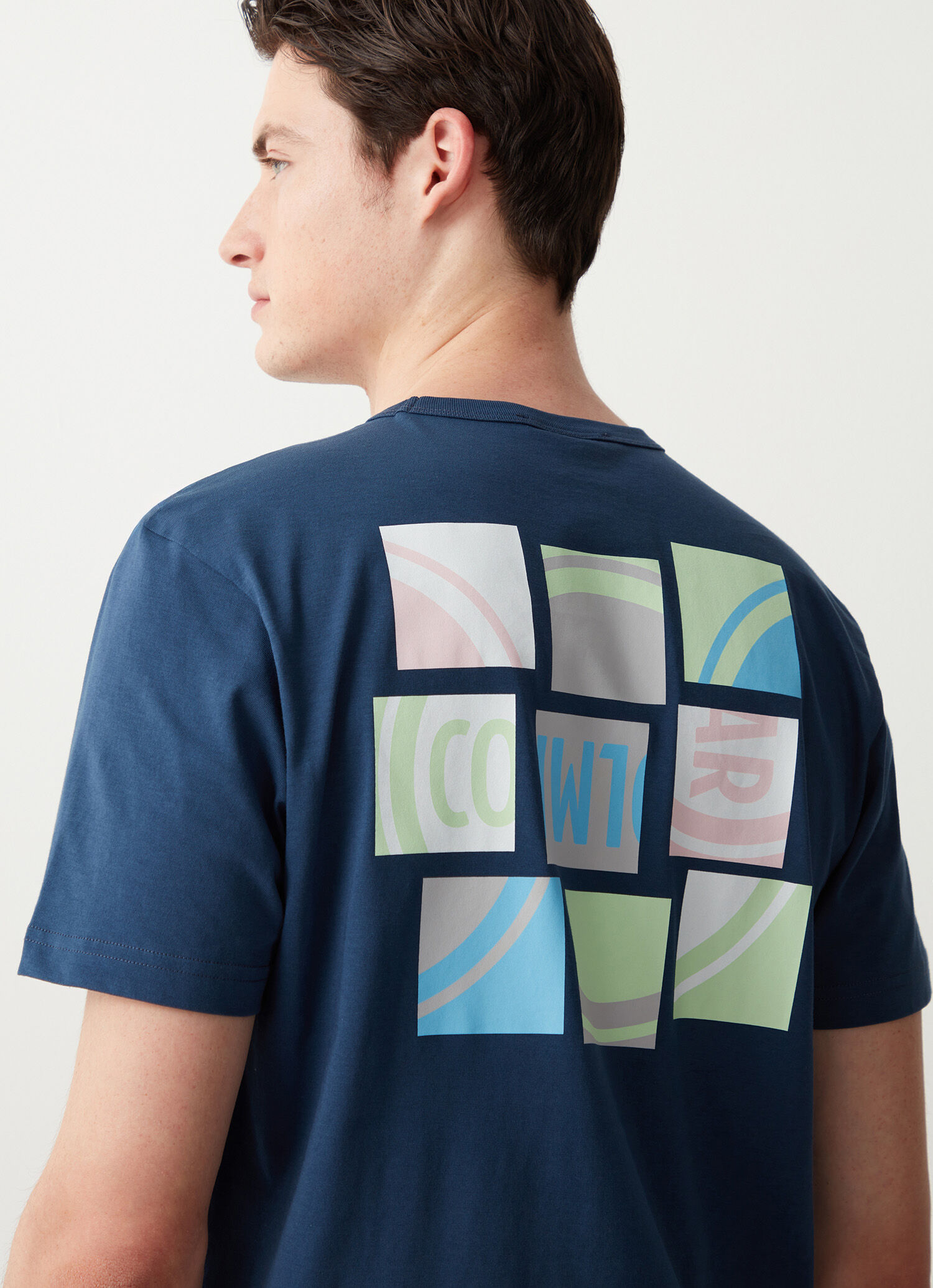 Camiseta de algodón con estampado en relieve