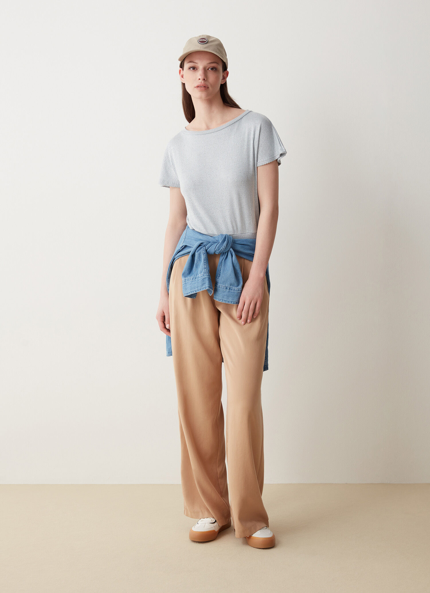 Camiseta con mangas kimono en mezcla de viscosa