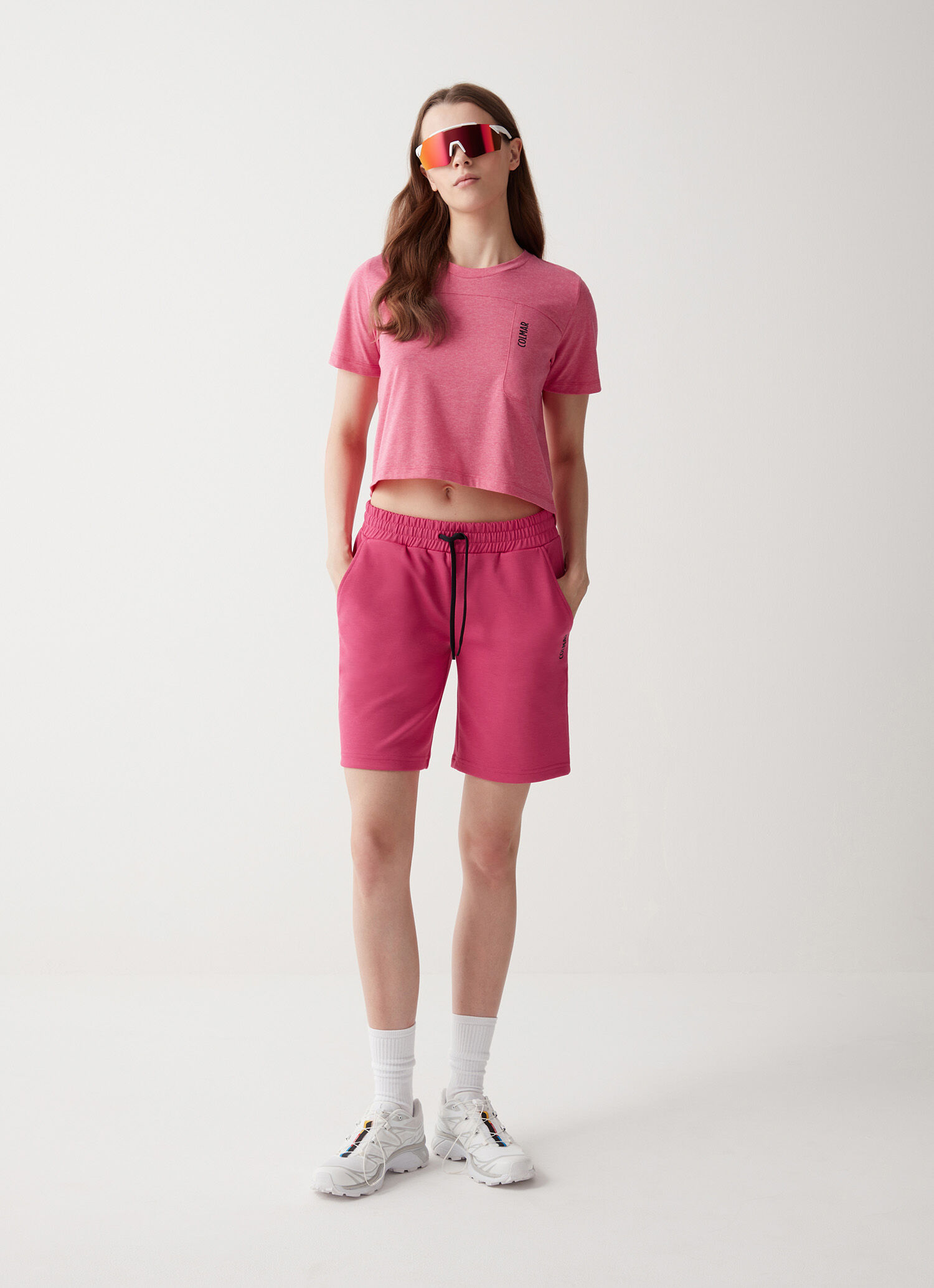 Camiseta de cuello redondo corta