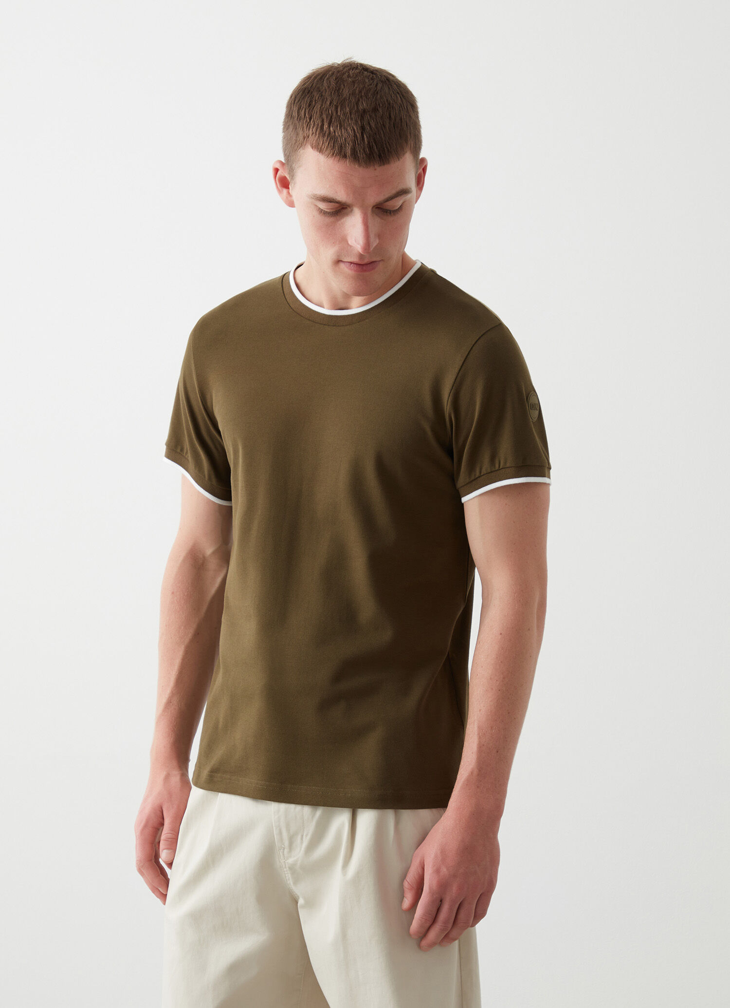 Camiseta de piqué con raya contraste