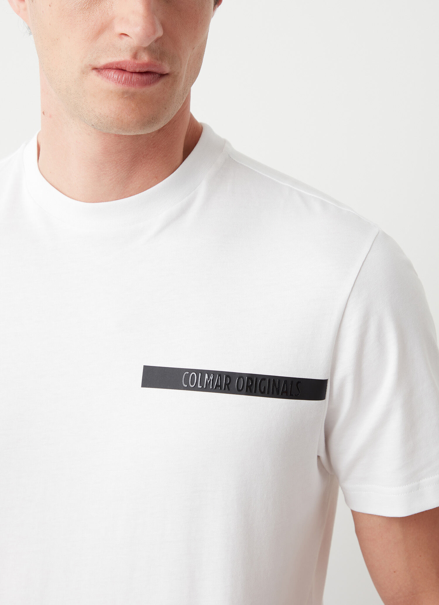 Camiseta de manga corta con banda