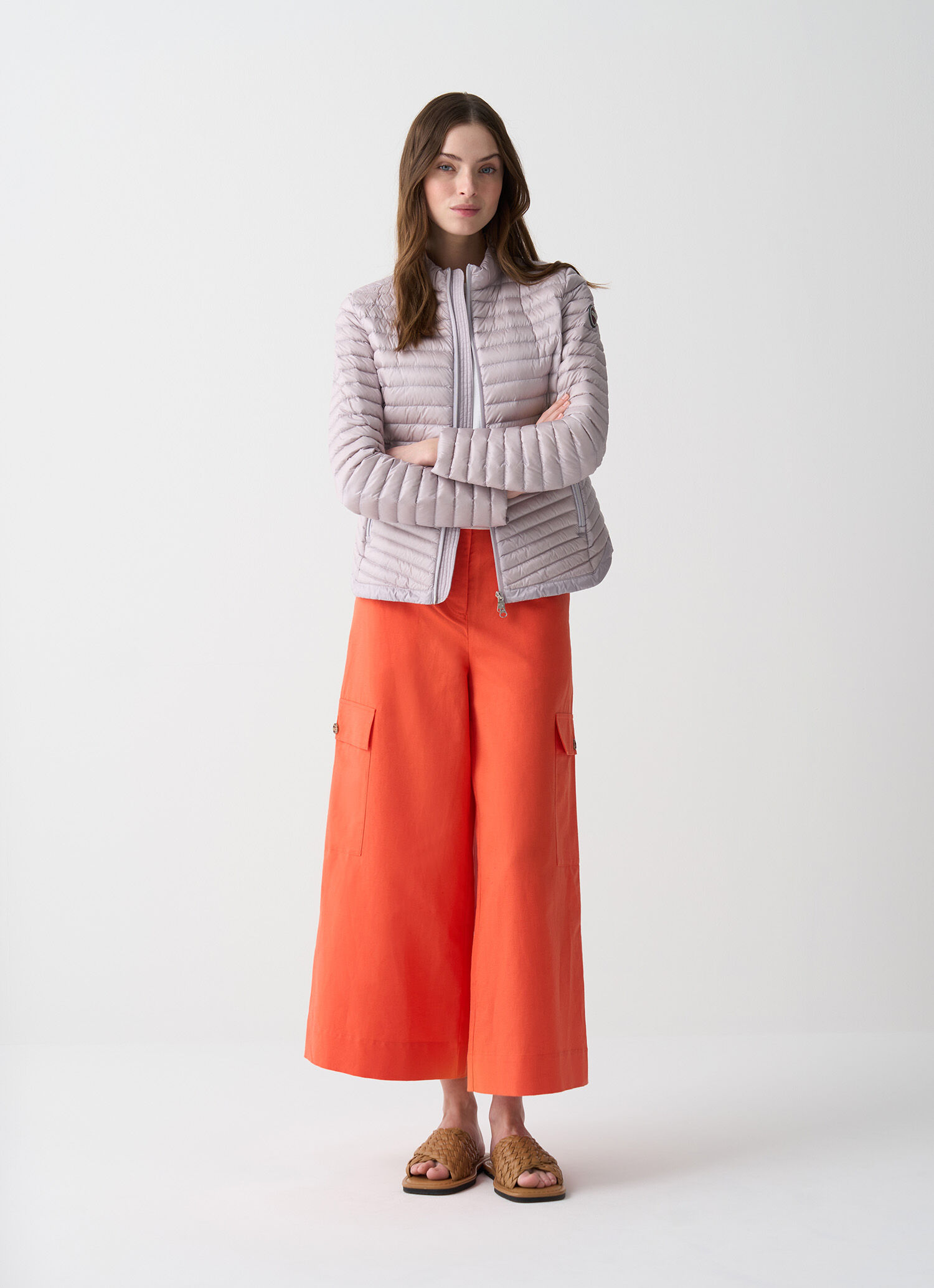 Rounded hem down jacket