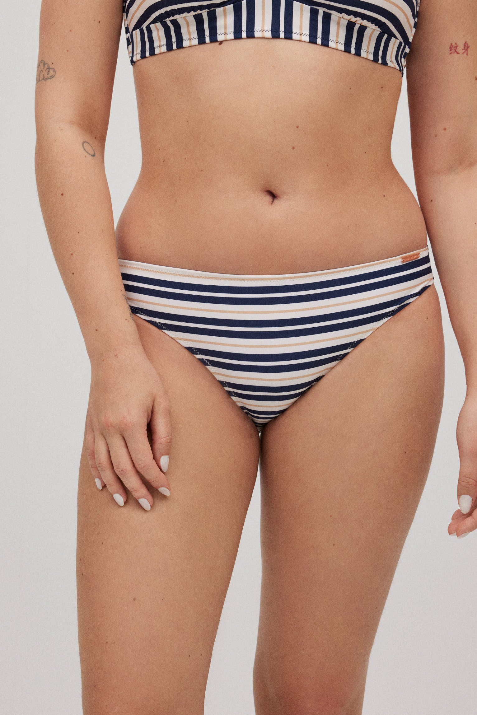 Braga bikini rayas marino